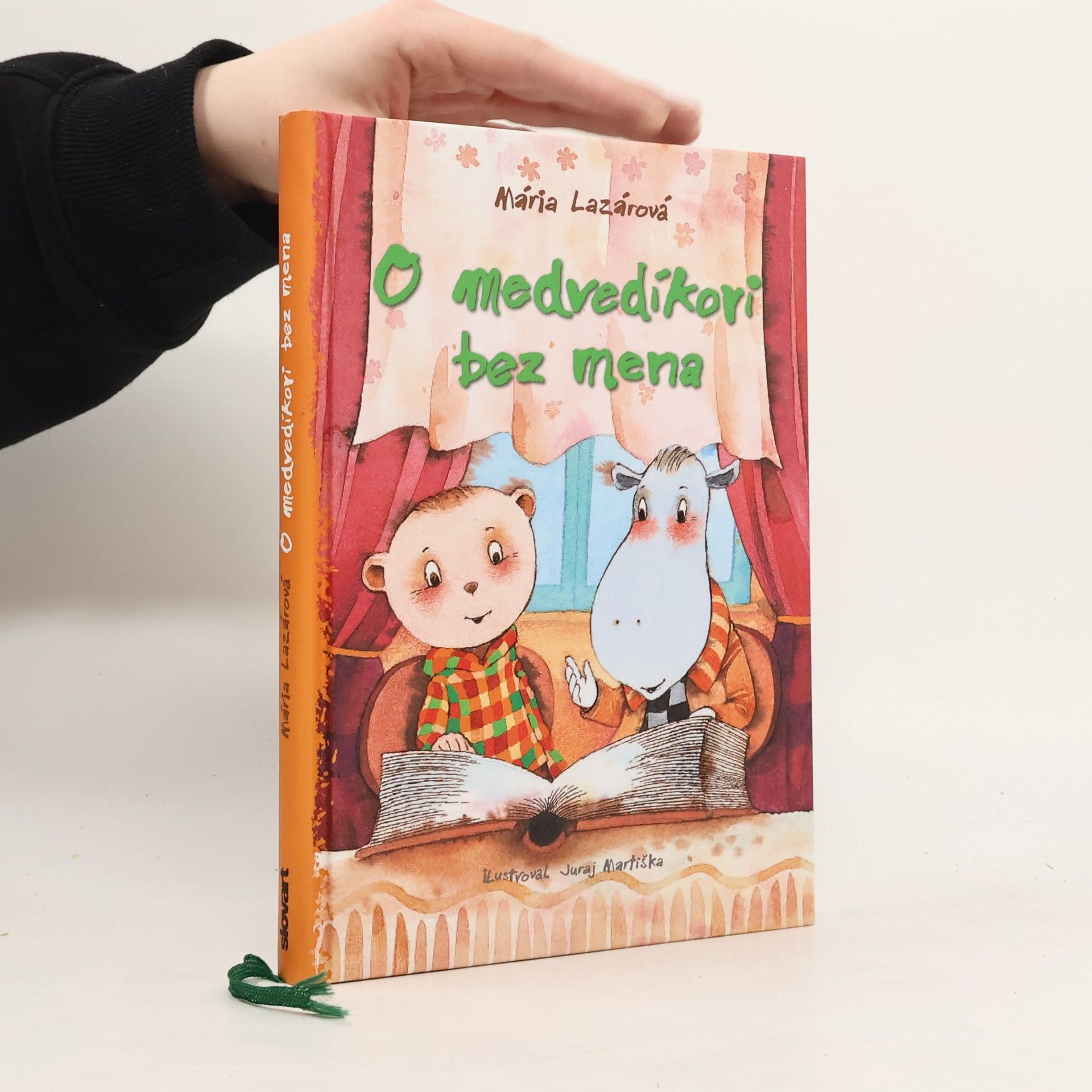 O medvedíkovi bez mena