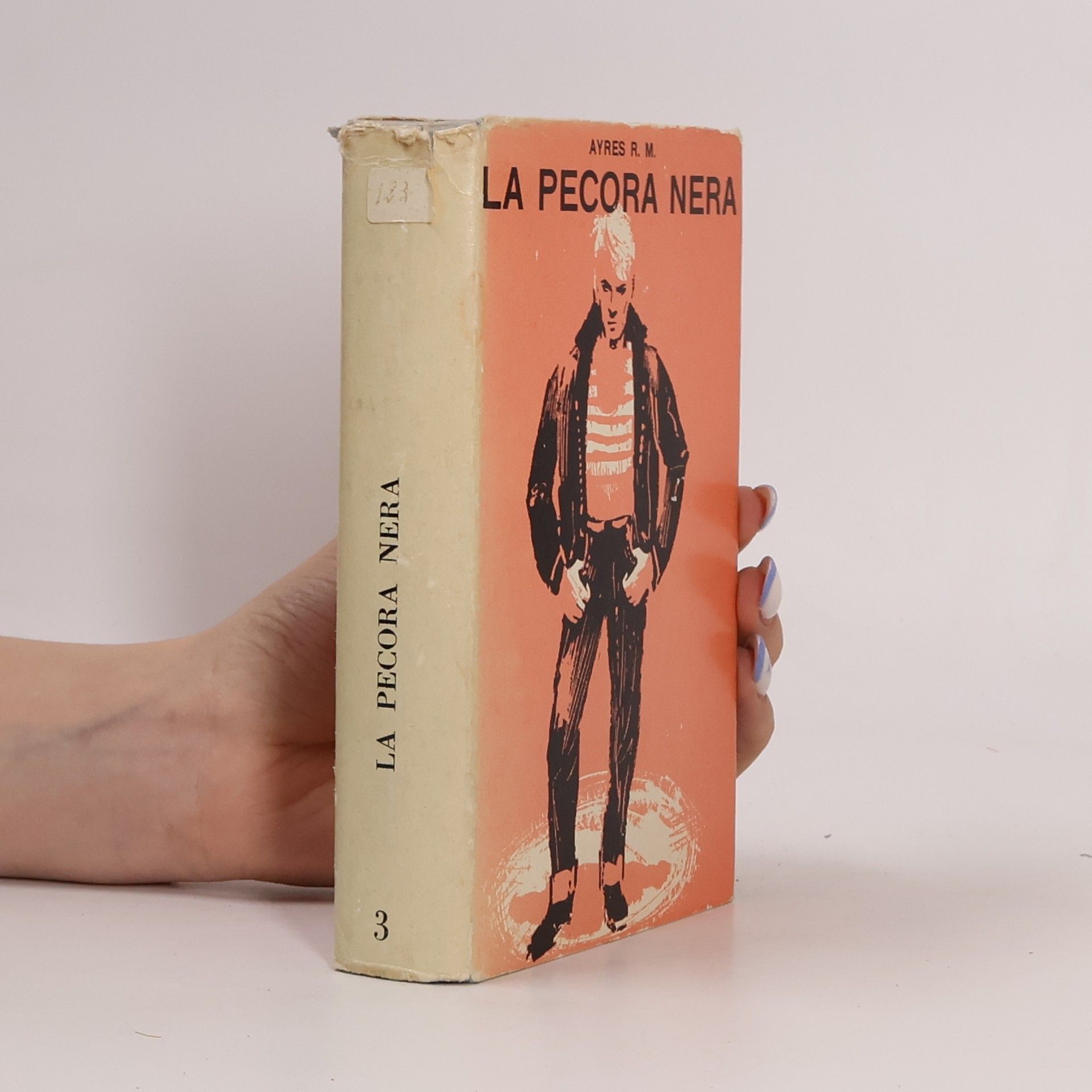 R.M. Ayresová La Pecora Nera 3