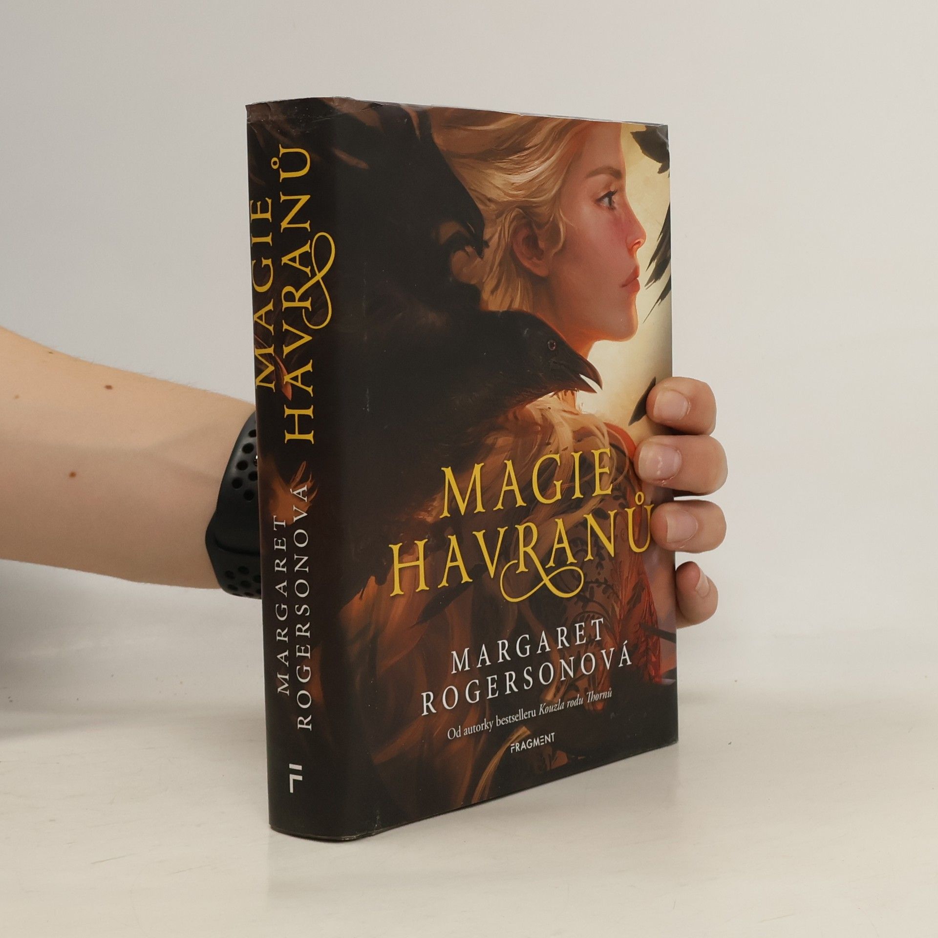 Margaret Rogerson Magie havranů