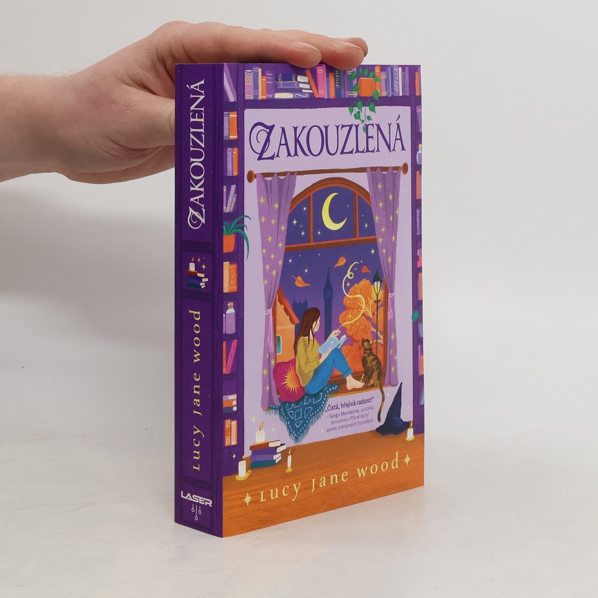 Lucy Jane Wood Zakouzlená