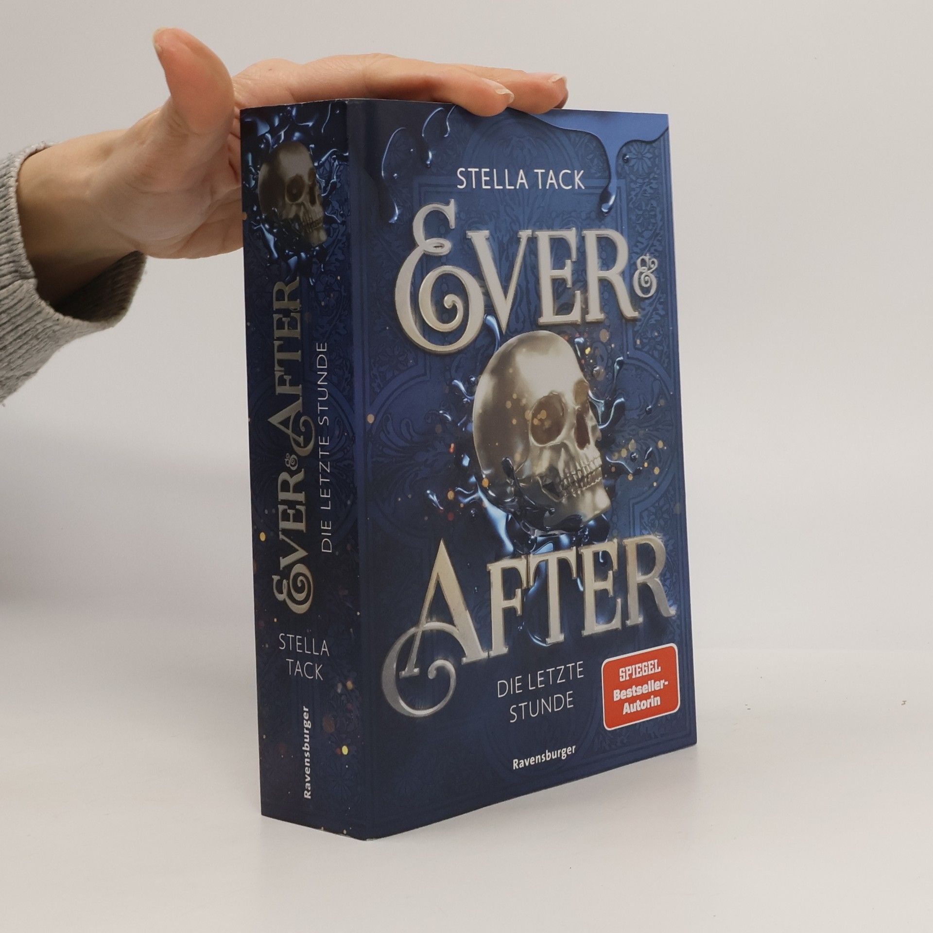 Stella A. Tack Ever & After, Band 3: Die letzte Stunde (Knisternde Märchen-Fantasy der SPIEGEL-Bestsellerautorin Stella Tack | Limitierte Auflage mit Farbschnitt)