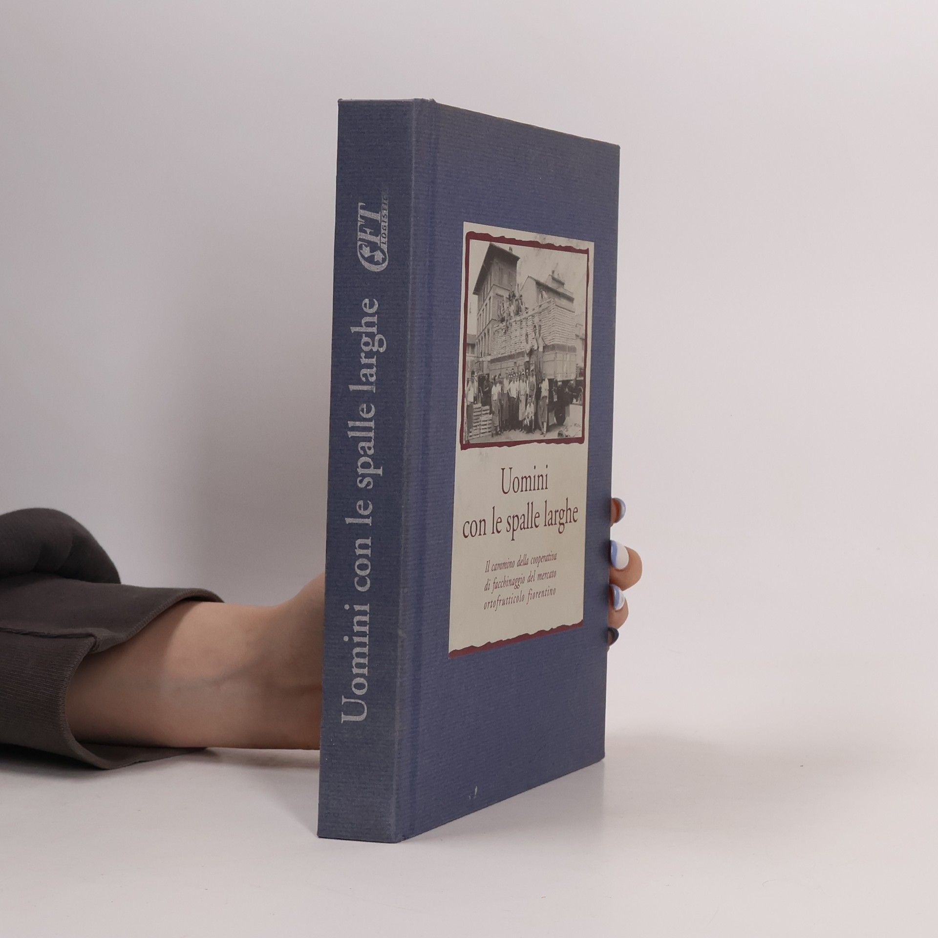 kolektiv Uomini con le spalle larghe