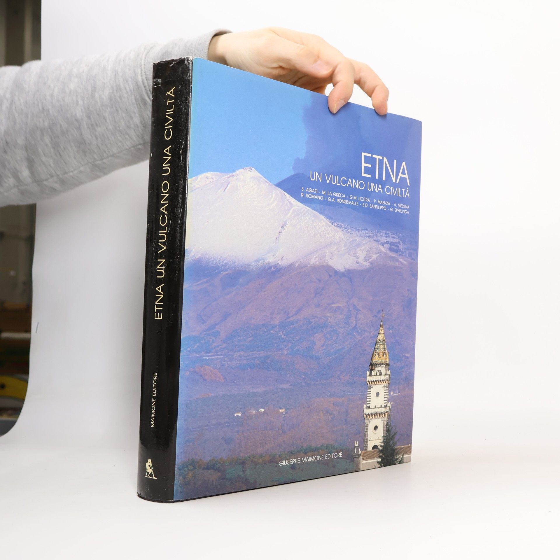 AA.VV. Etna. Un vulcano, una civiltà