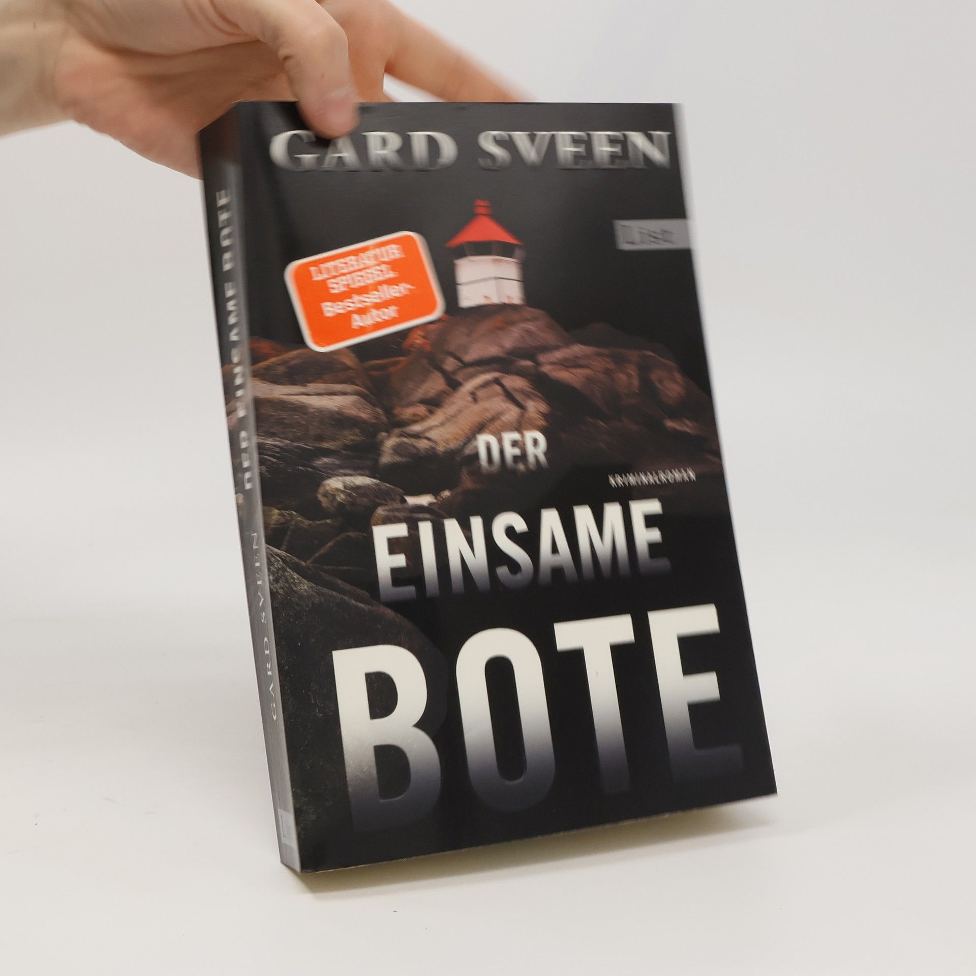 Gard Sveen Der einsame Bote