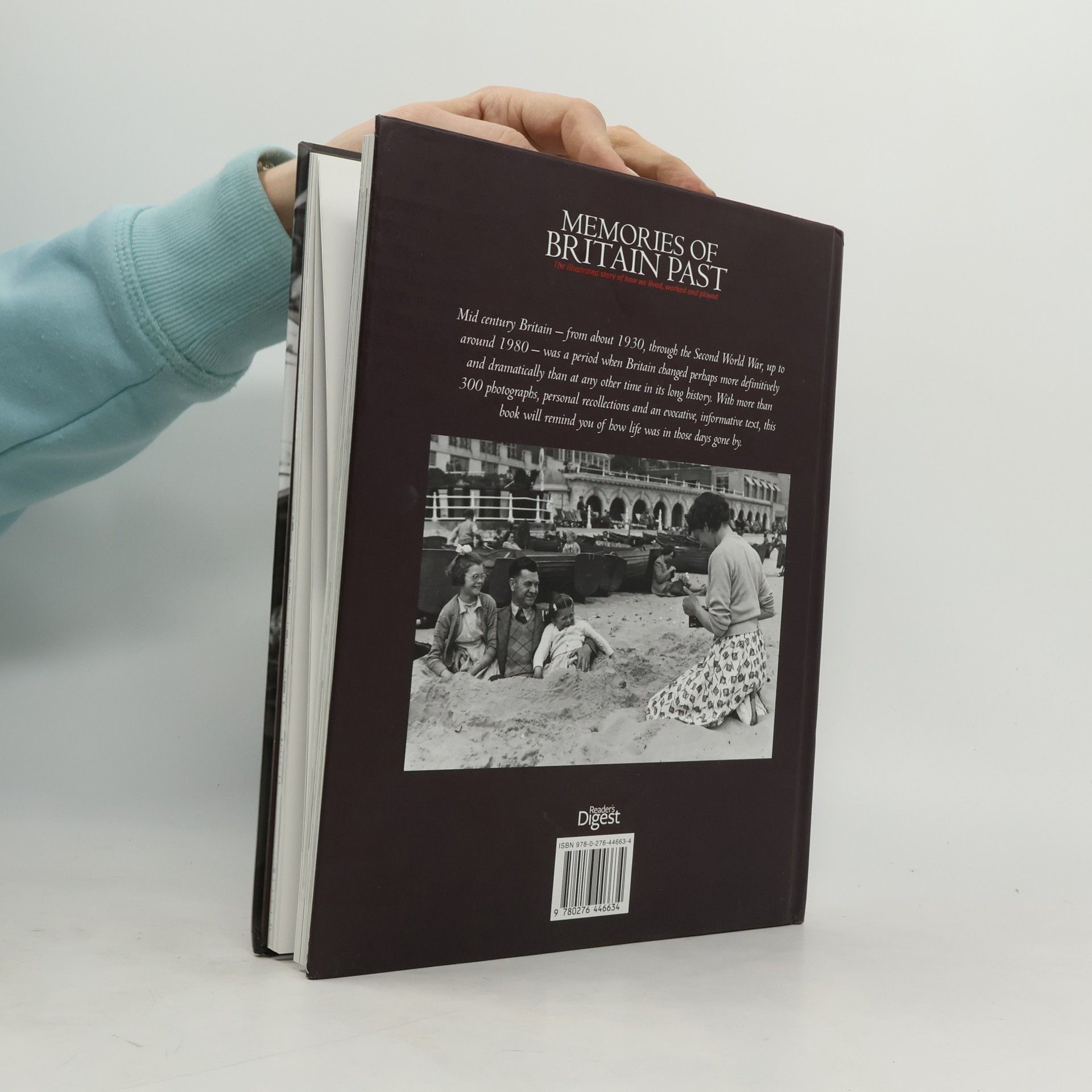 Juliet Gardiner Memories of Britain Past
