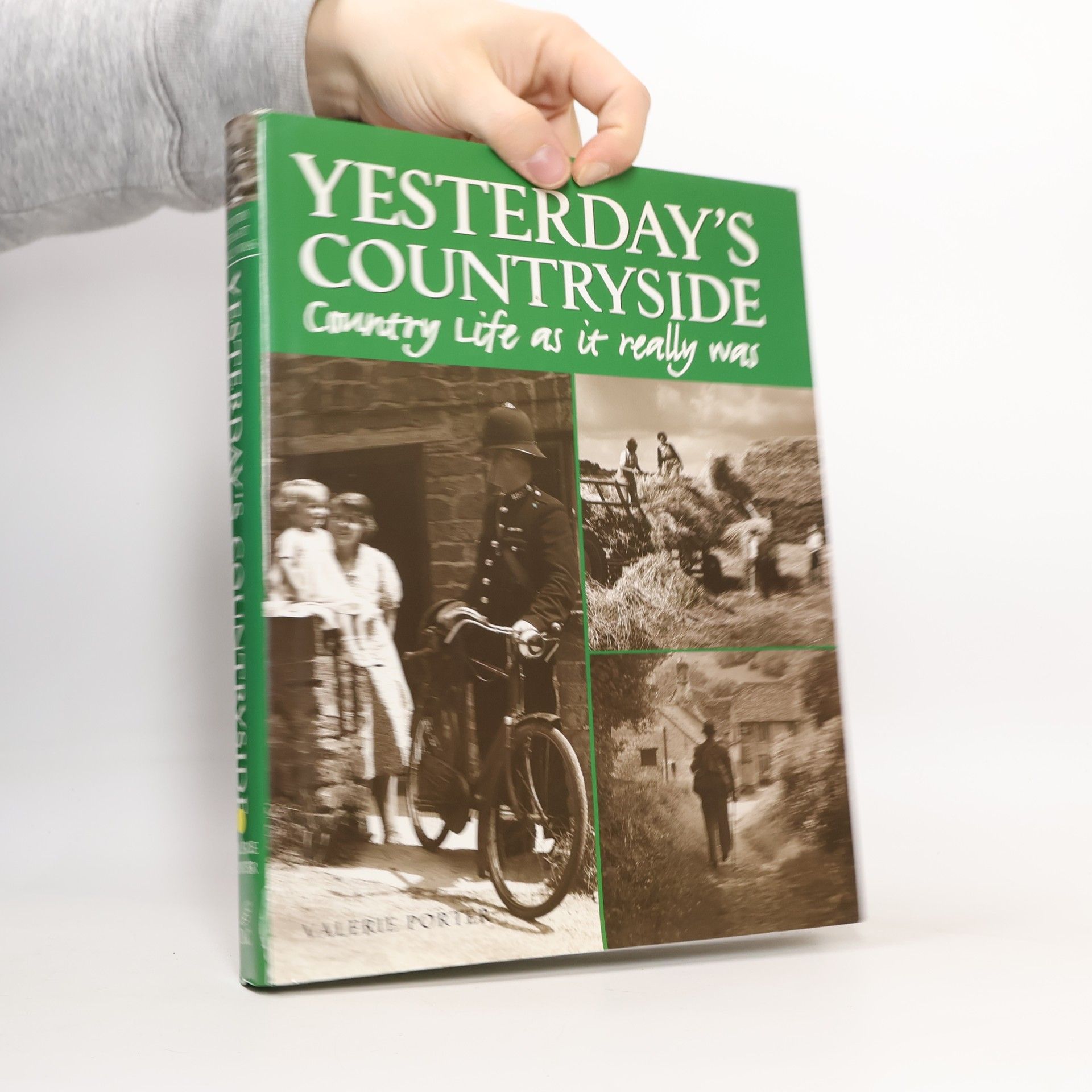 Valerie Porter Yesterday's Countryside