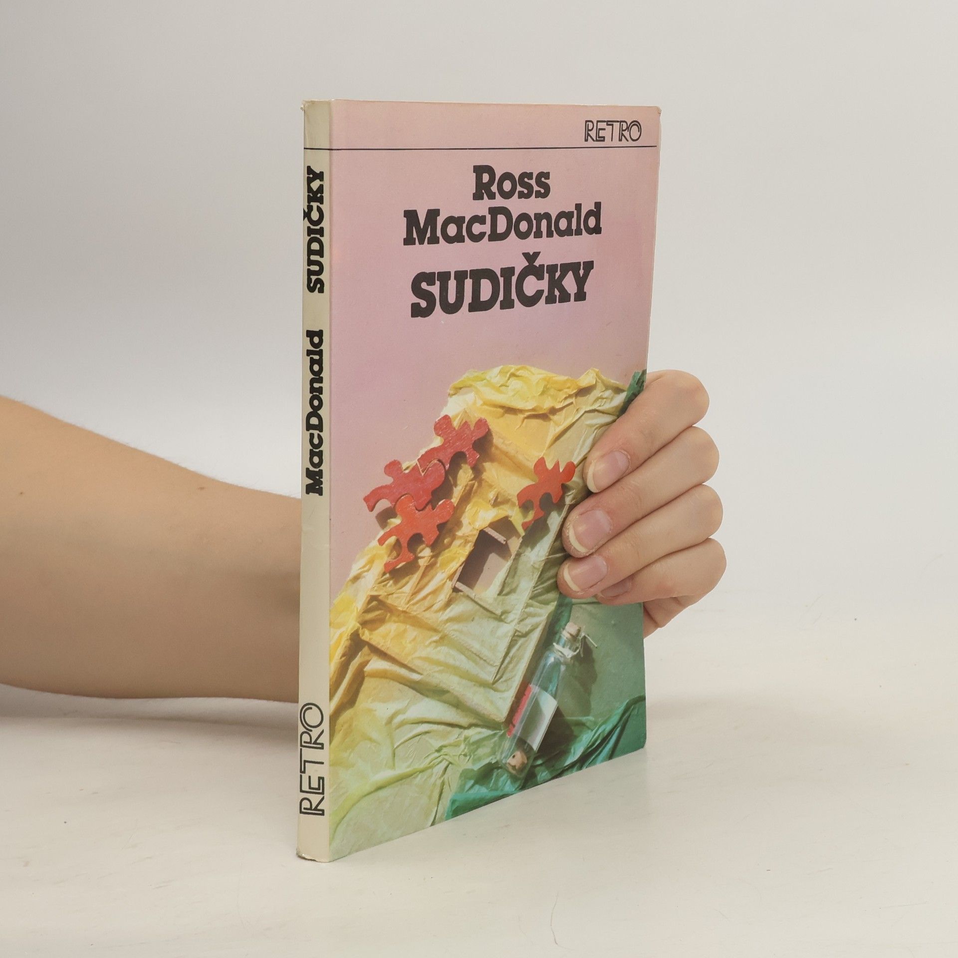 Ross Macdonald Sudičky