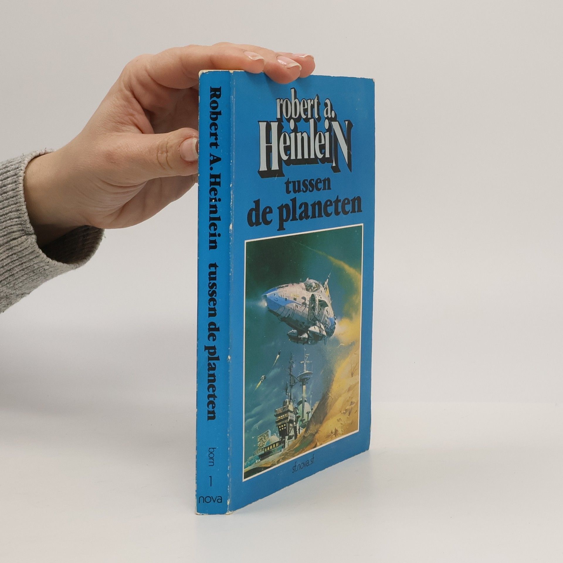 Robert A. Heinlein Nova - 1: Tussen de planeten