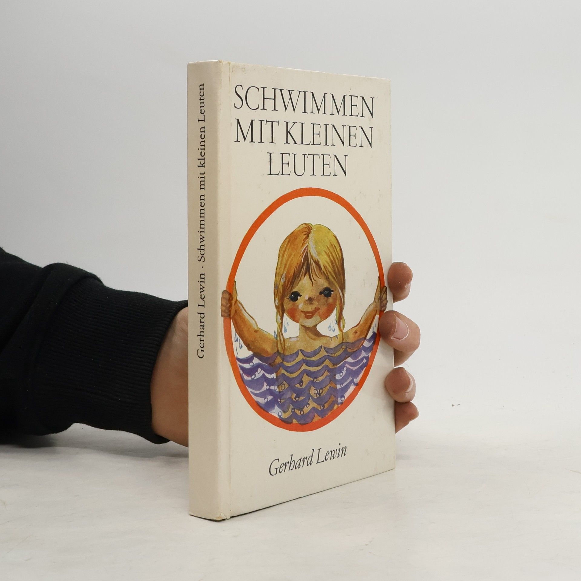 Gerhard Lewin Schwimmen mit kleinen Leuten