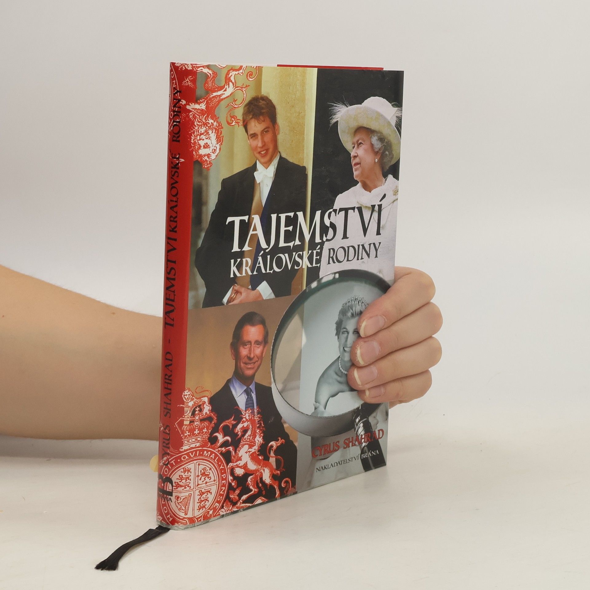 Cyrus Shahrad Tajemství královské rodiny