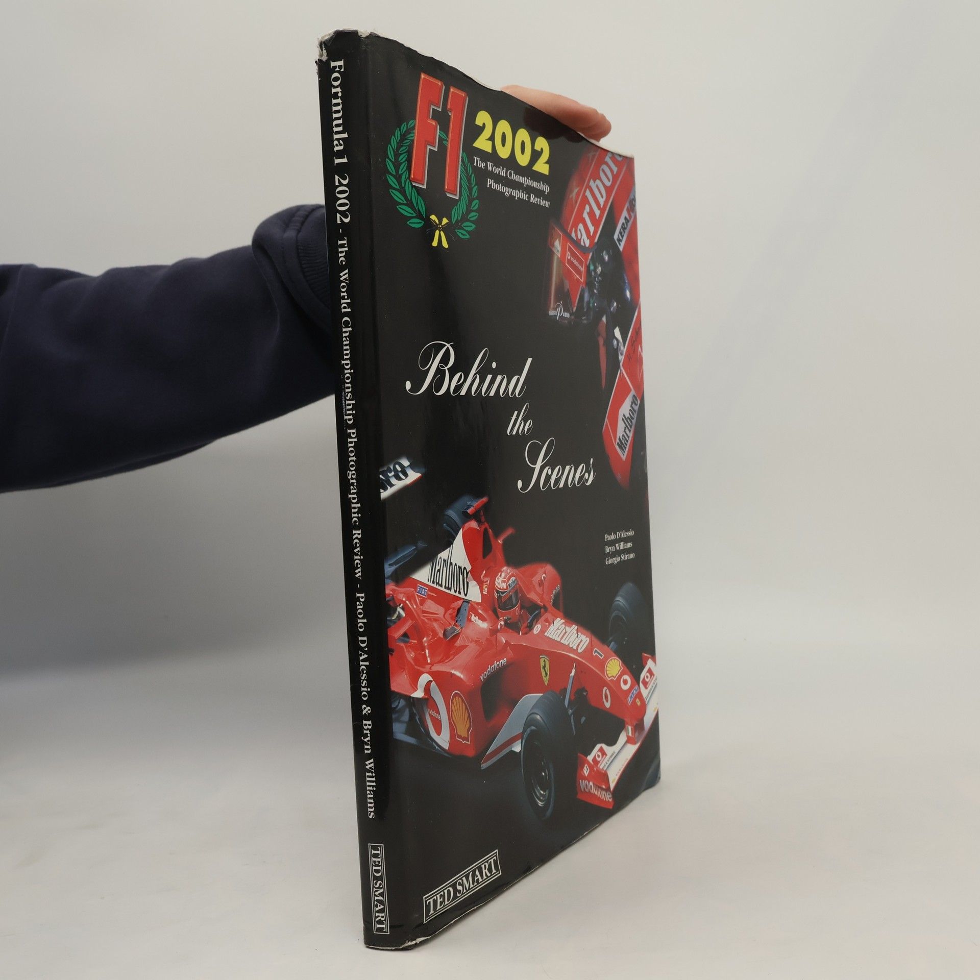 Paolo D'Alessio Formula 1 2002. The World Championship Photographic Review