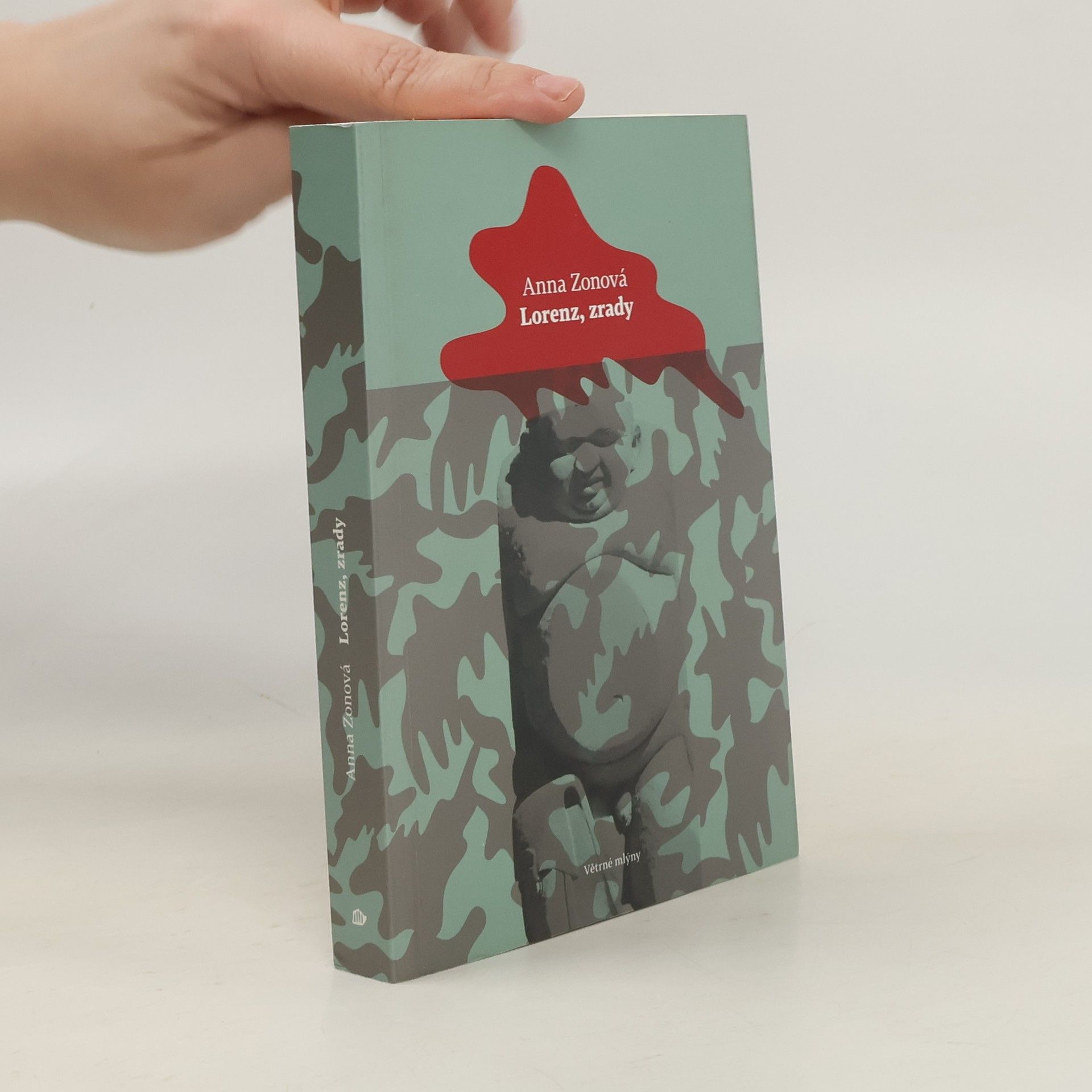 Anna Zonová Lorenz, zrady