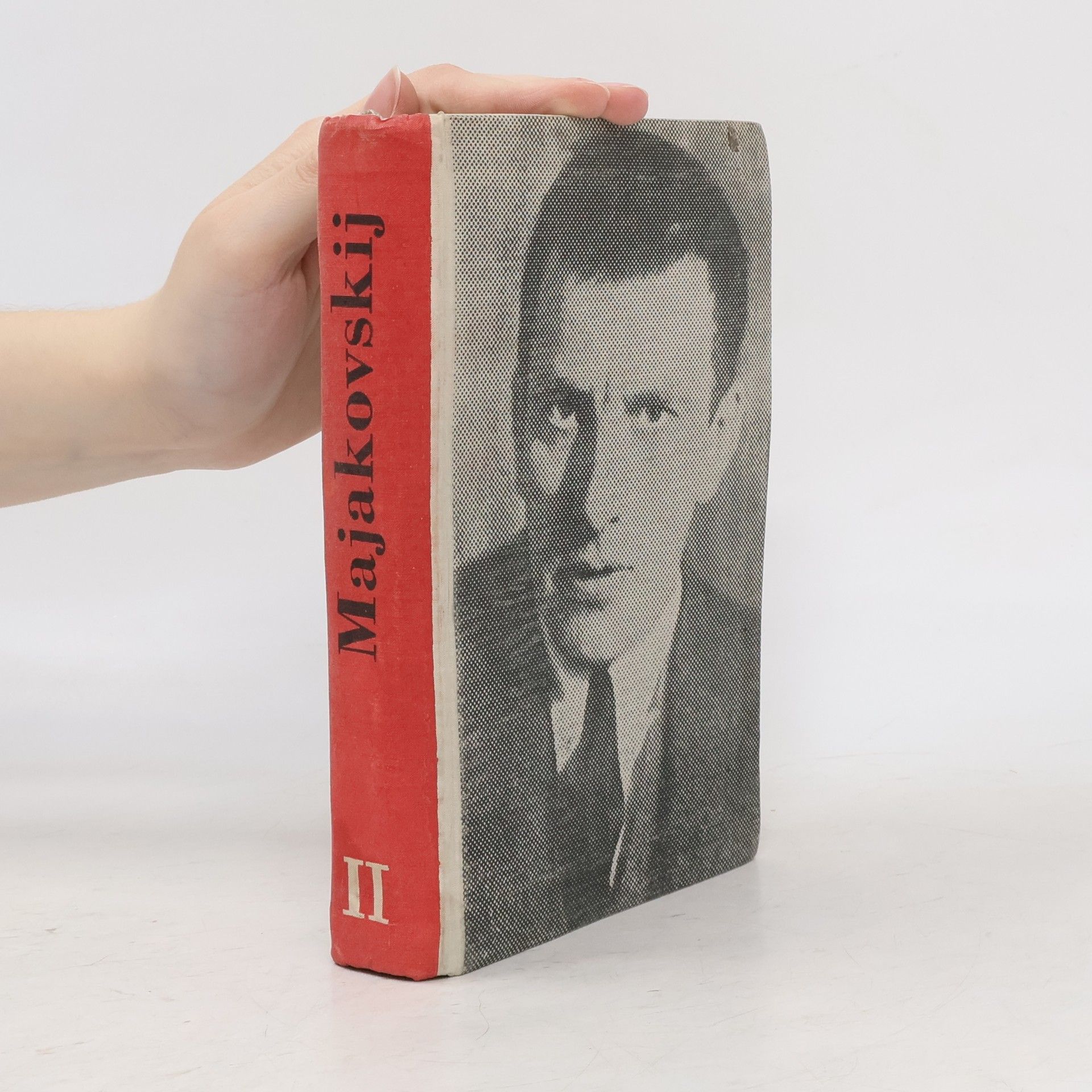 Vladimir Mayakovsky Vladimír Majakovskij. Výbor z díla II. Básně.