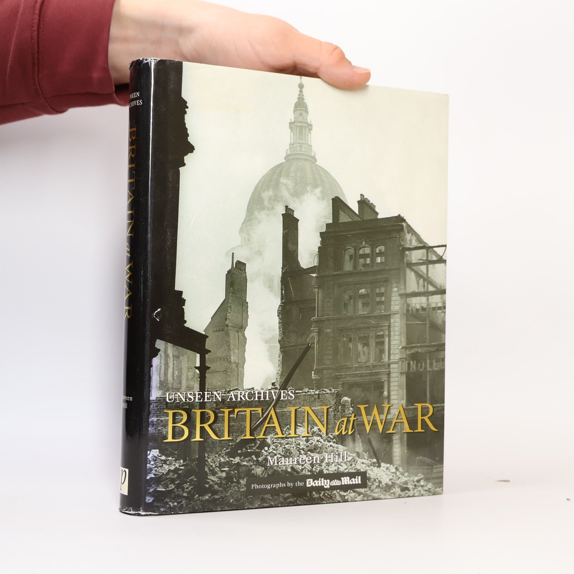 Maureen Hill Britain at War