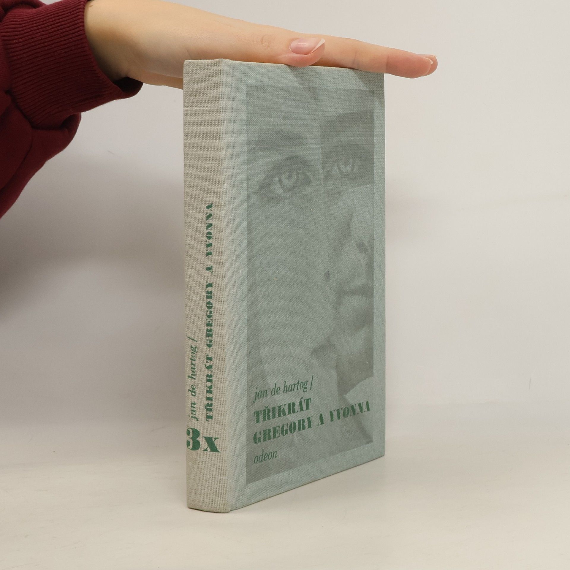 Jan de Harlog Třikrát Gregory a Yvonna