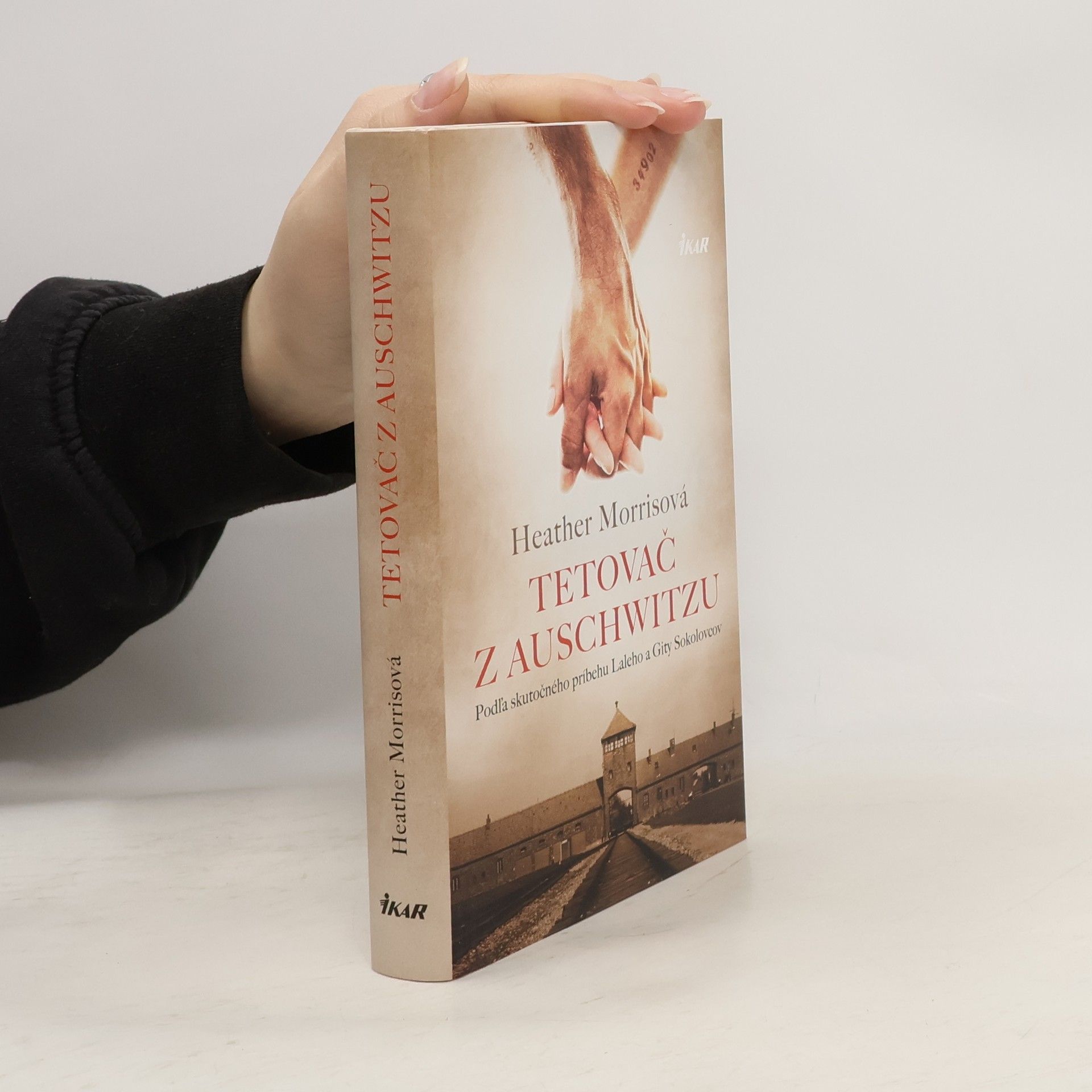 Heather Morris Tetovač z Auschwitzu