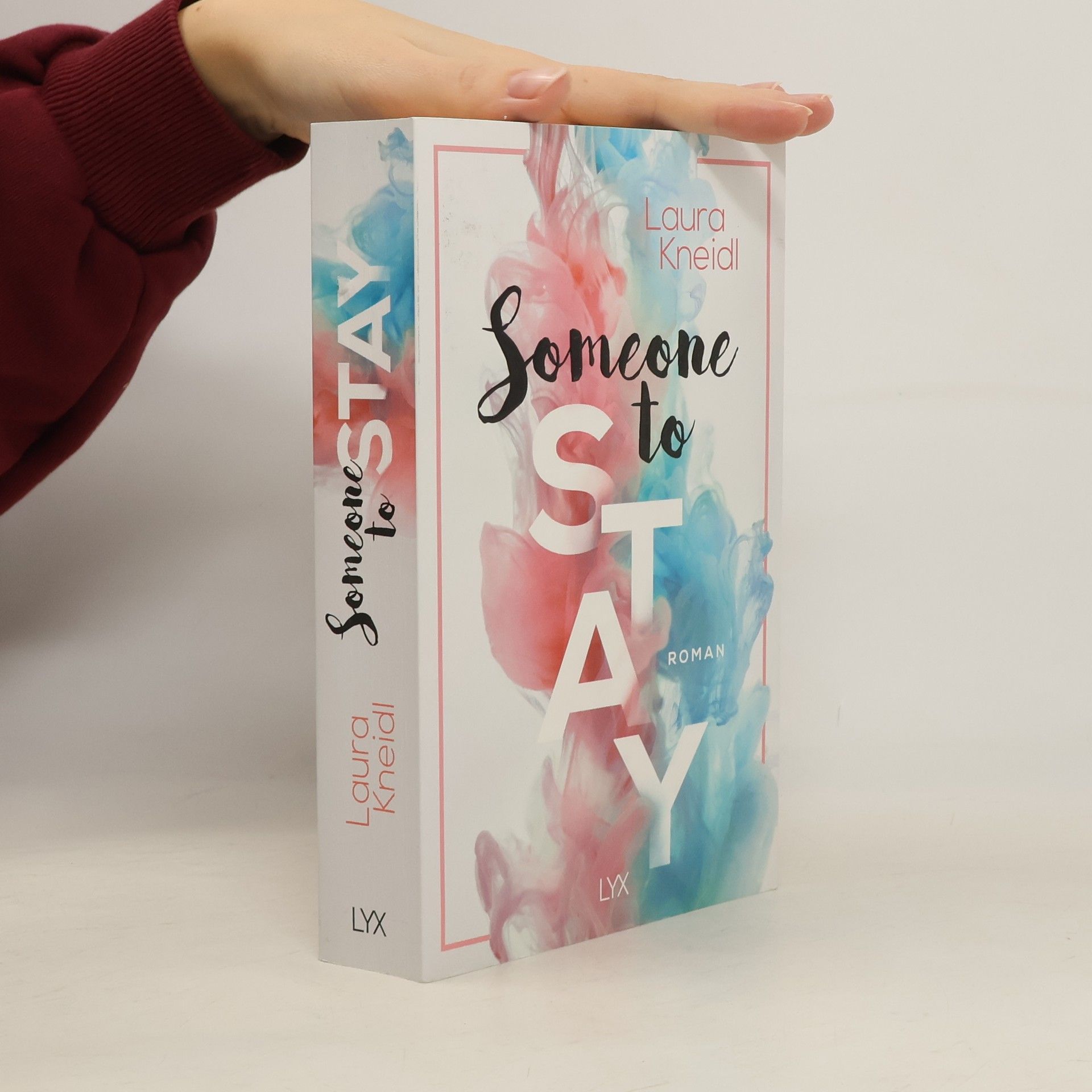 Laura Kneidl Someone to Stay