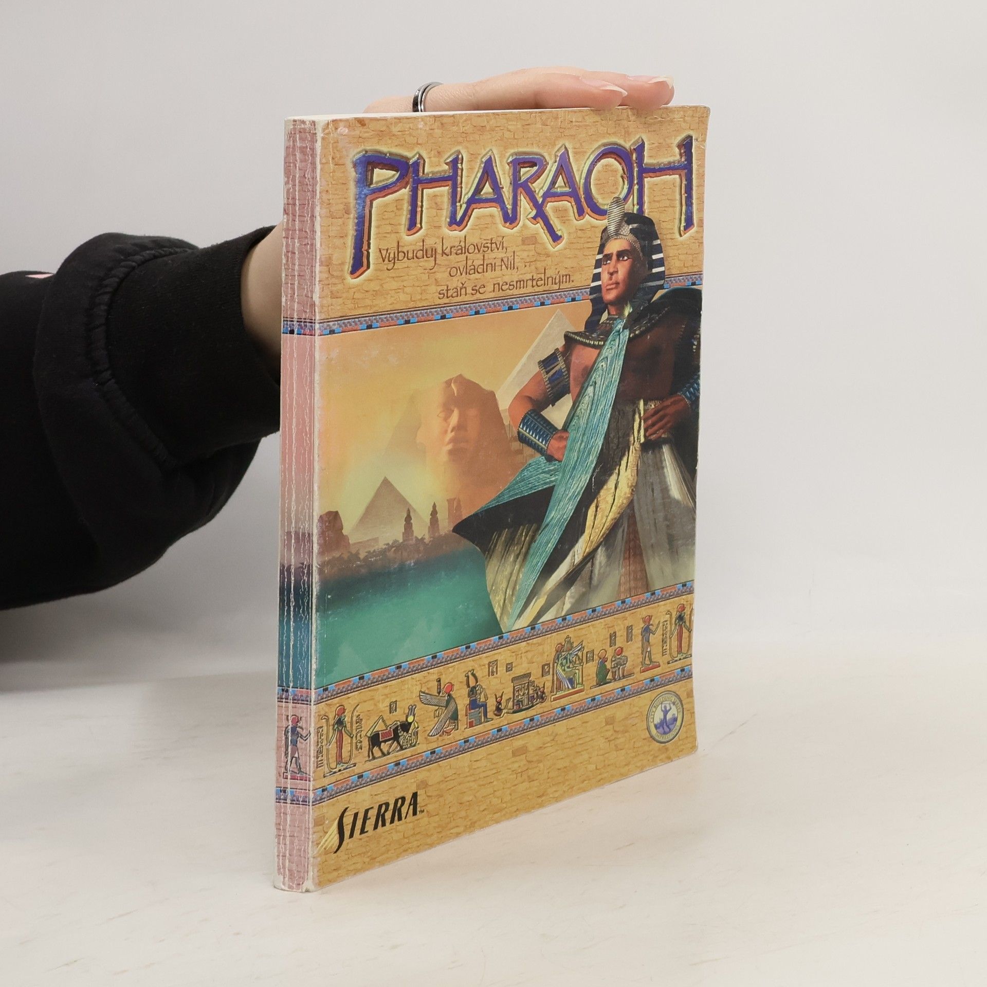 Kolektív autorov Pharaoh