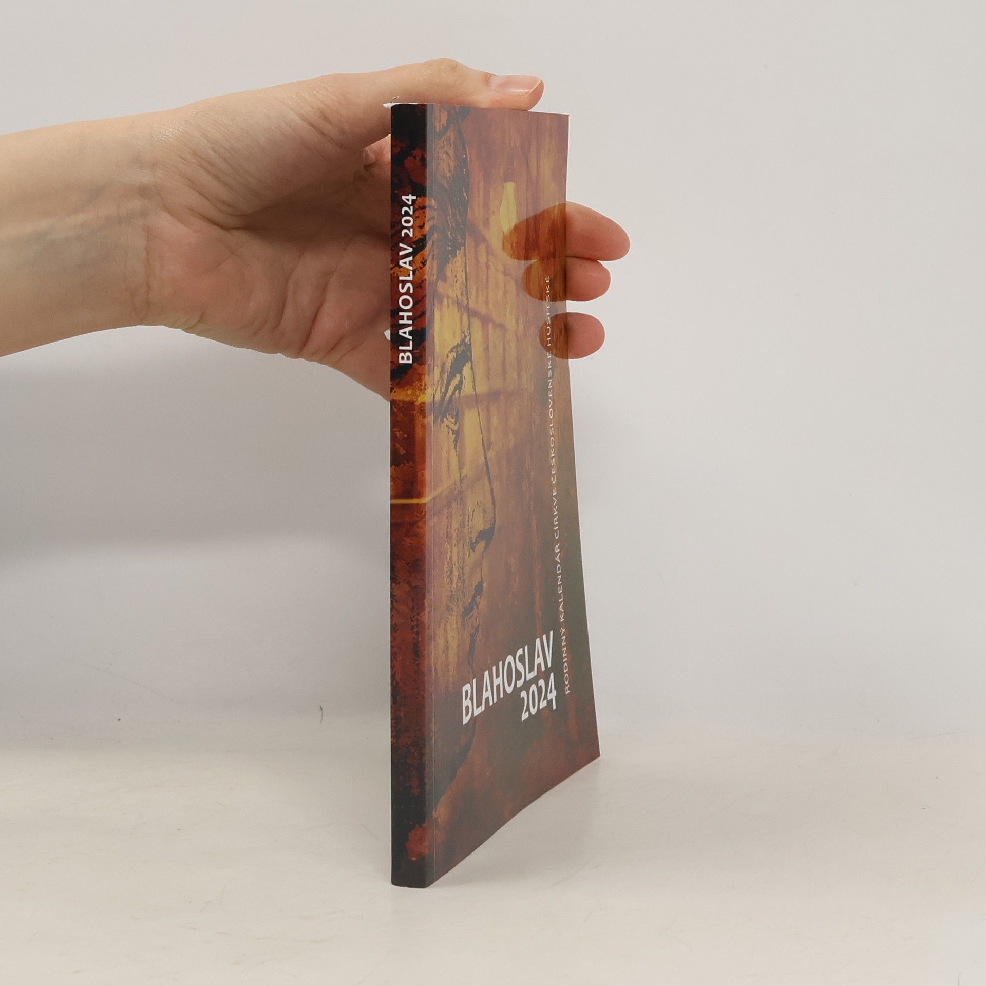 Various authors Blahoslav 2024 : rodinný kalendář Církve československé husitské