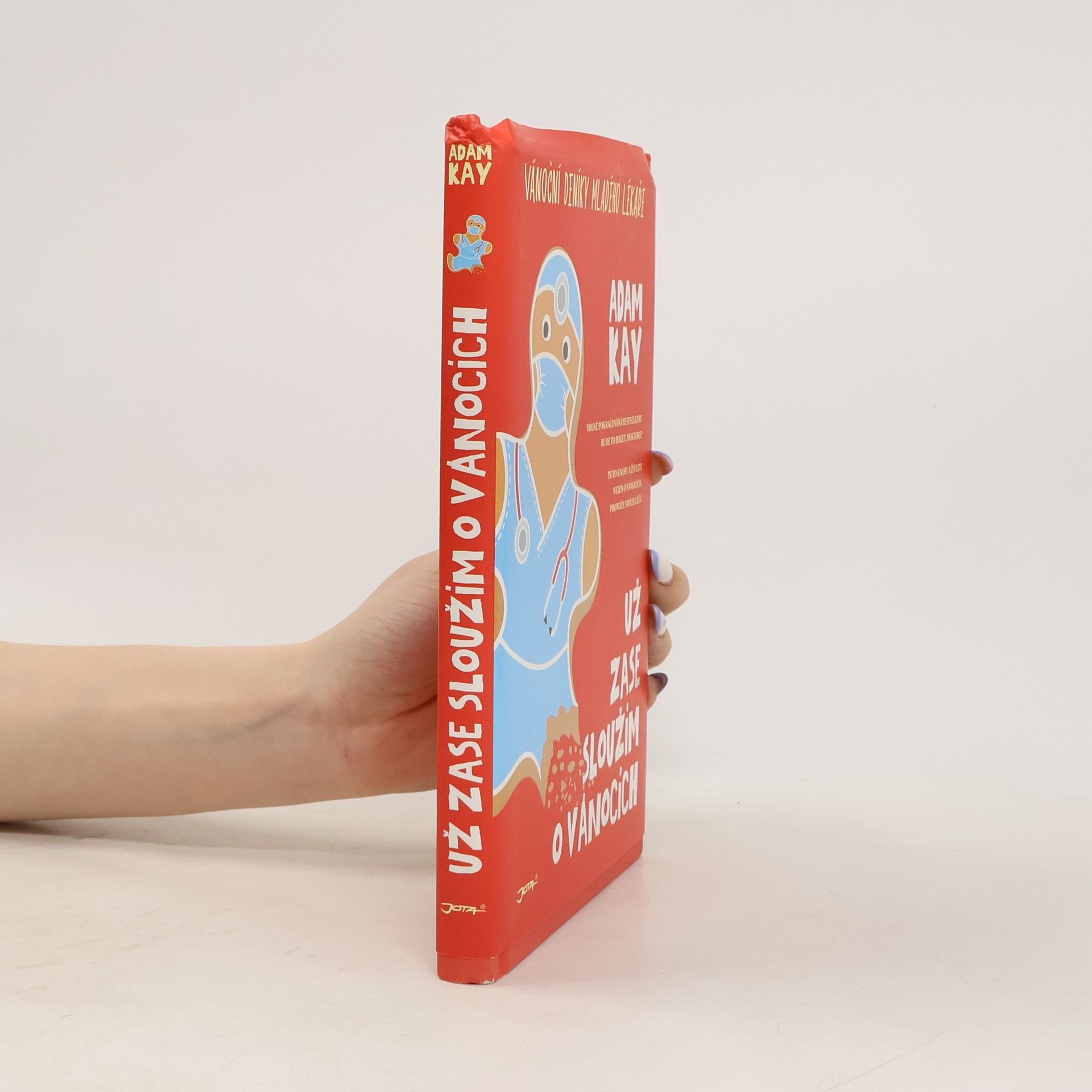 Adam Kay Už zase sloužím o Vánocích