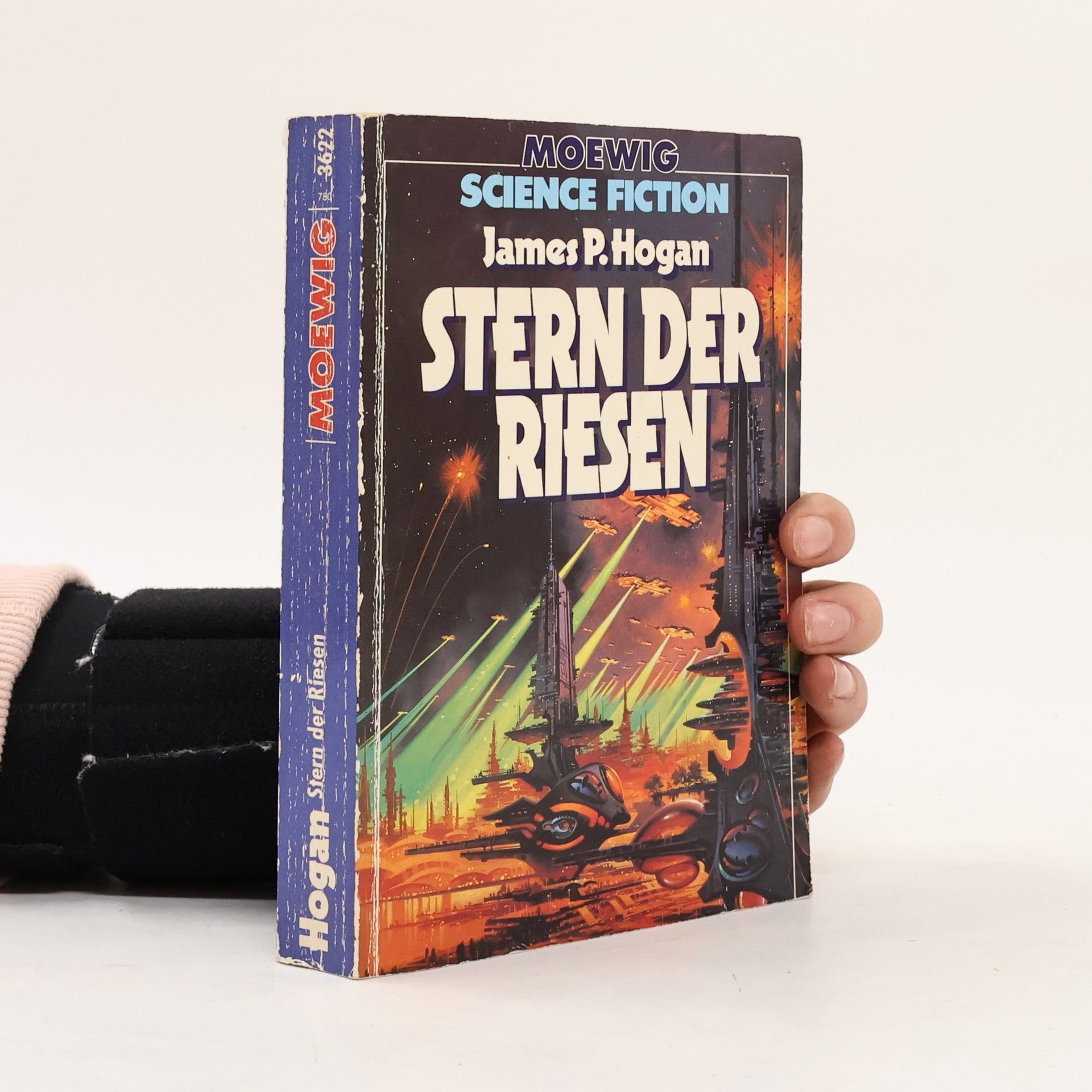 James P. Hogan Stern der Riesen. Science Fiction