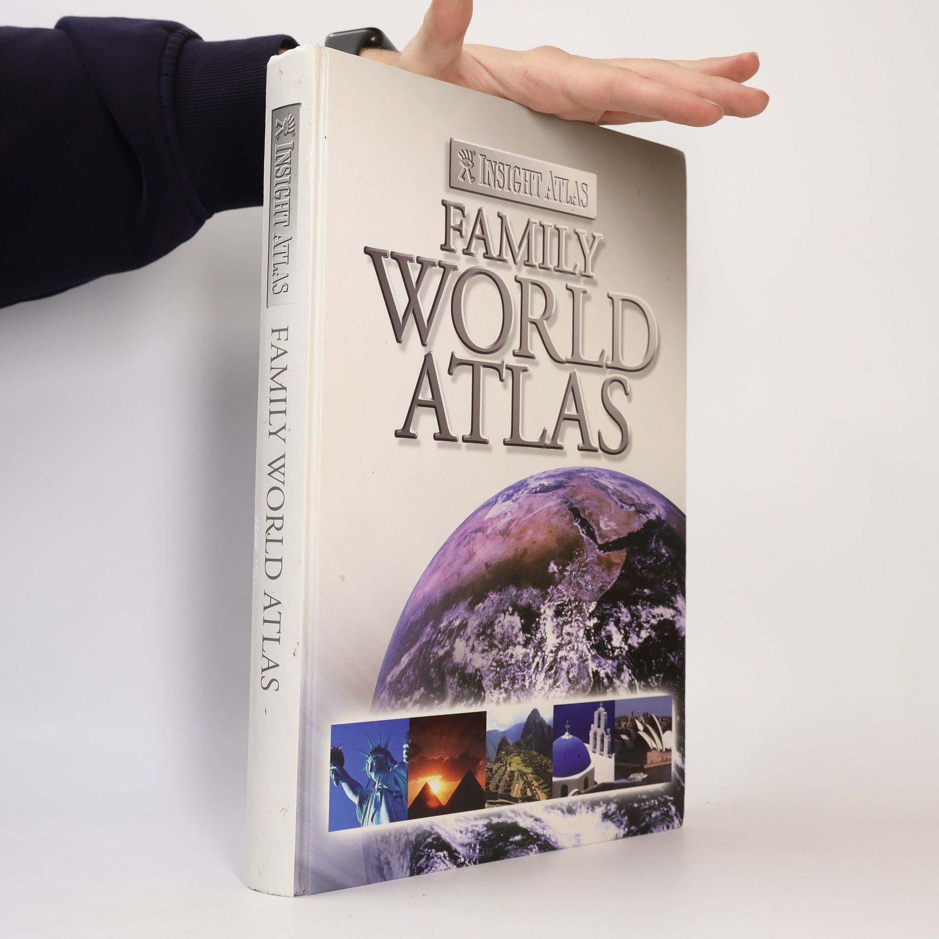 Autorenkollektiv Family world atlas