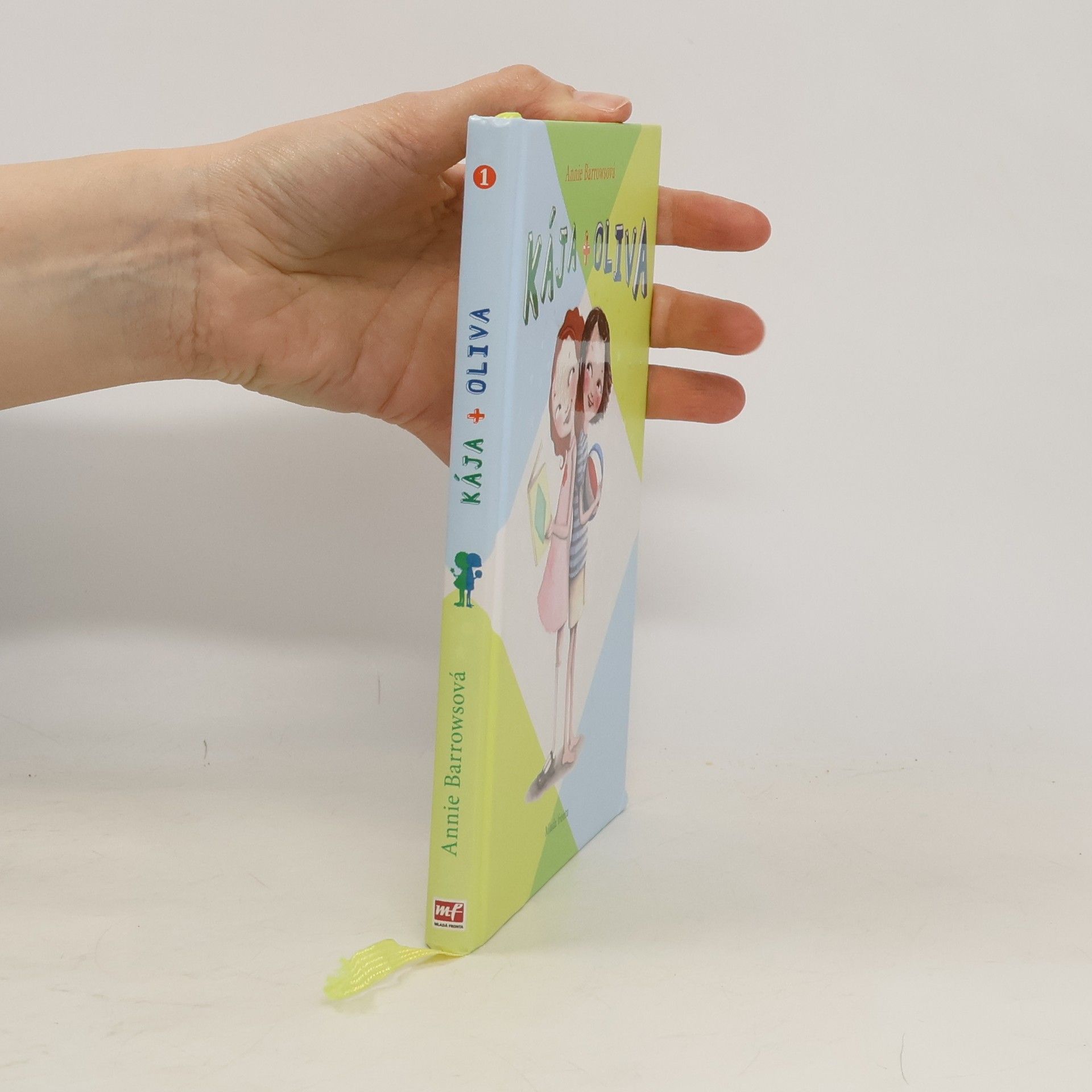Annie Barrows Kája + Oliva