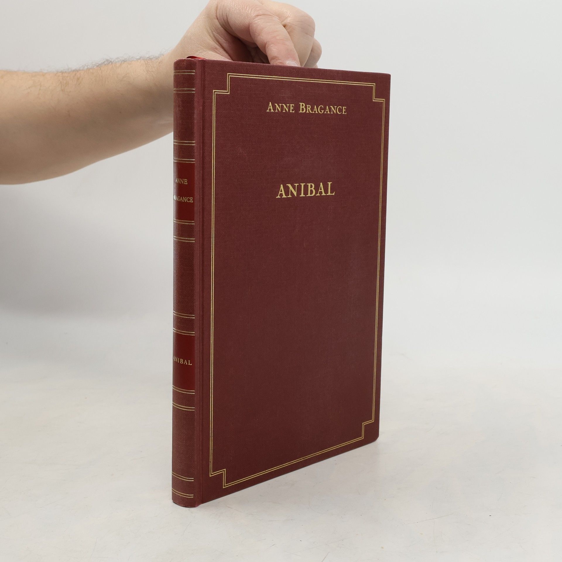 Anne Bragance Anibal