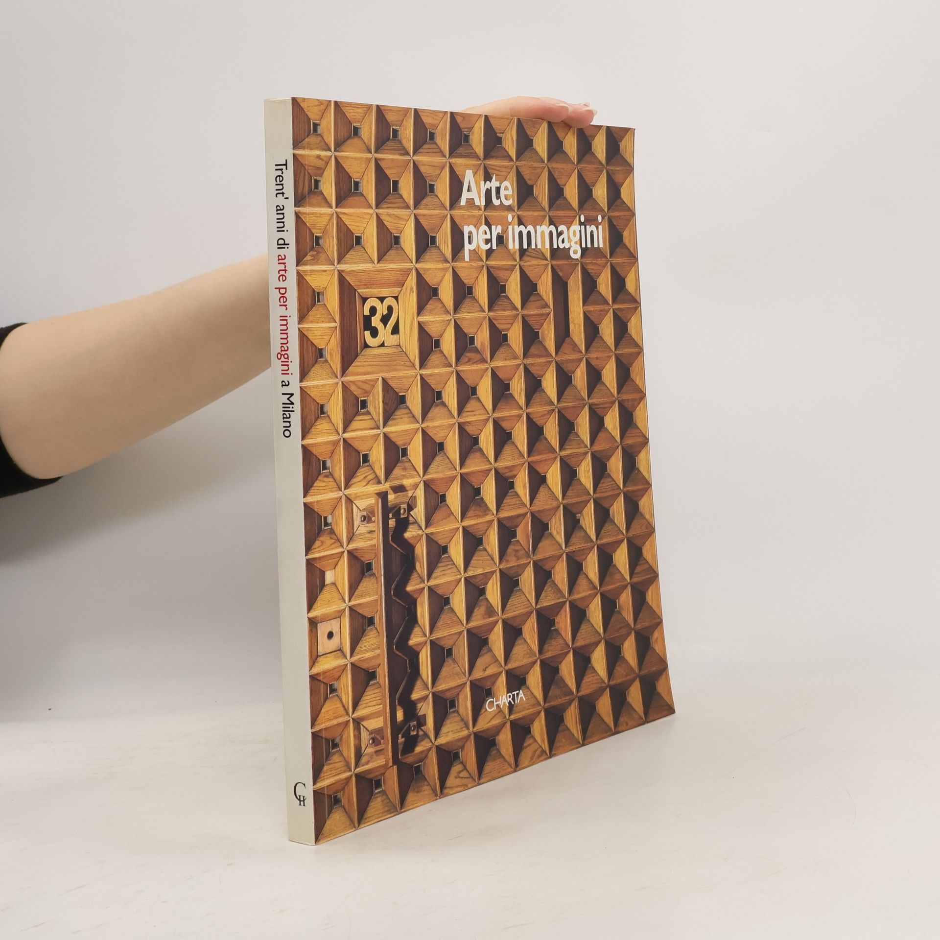 Trent'anni di arte per immagini a Milano