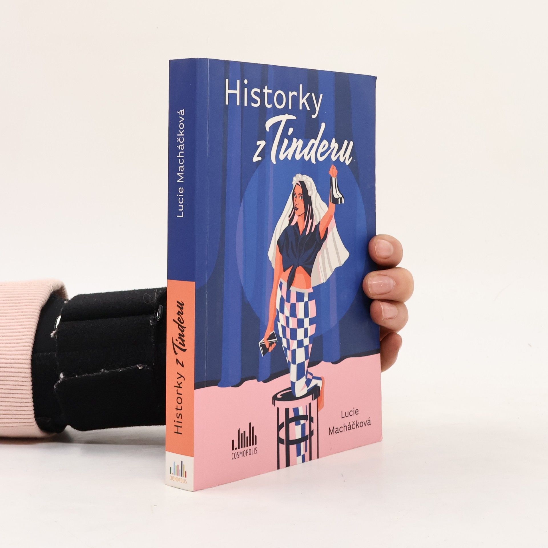 Lucie Macháčková Historky z Tinderu