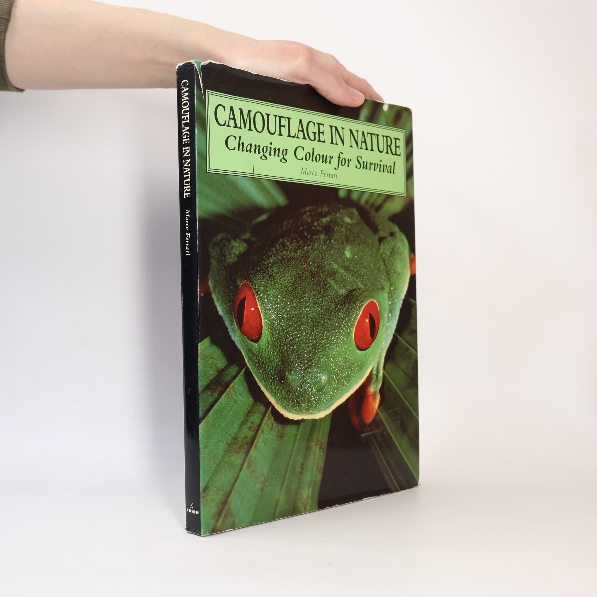 Marco Ferrari Camouflage in Nature