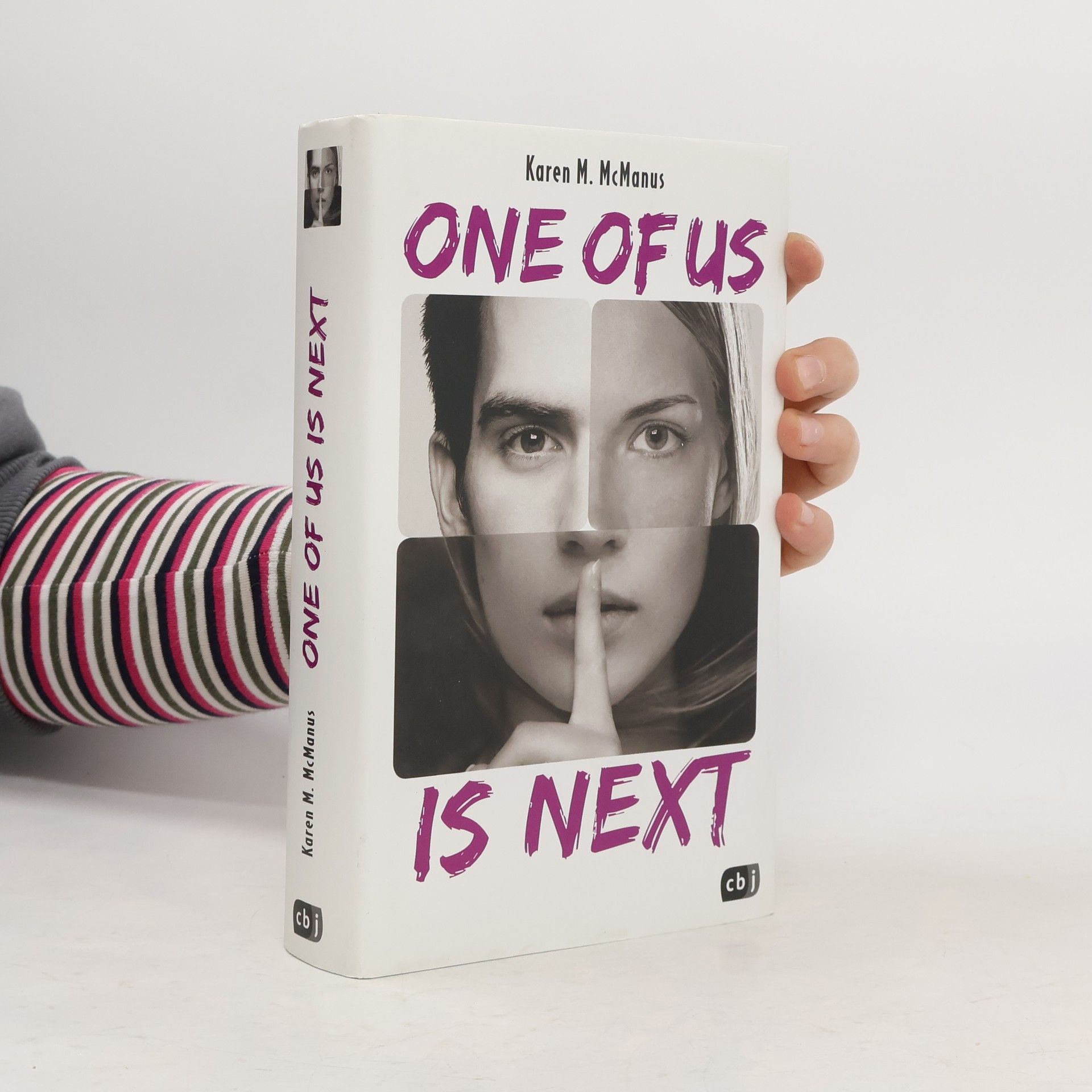 Karen M. McManus One of Us Is Next