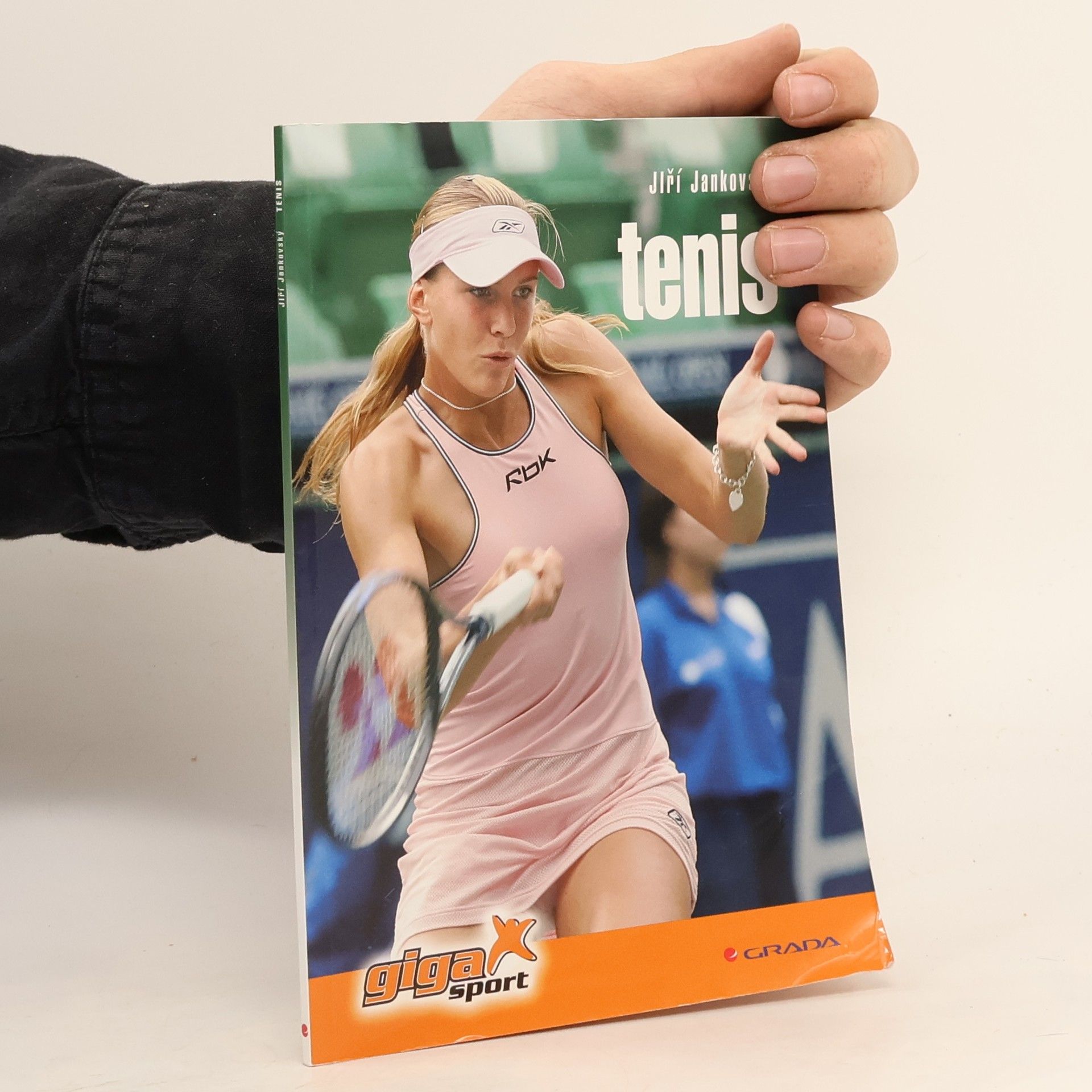 Tenis