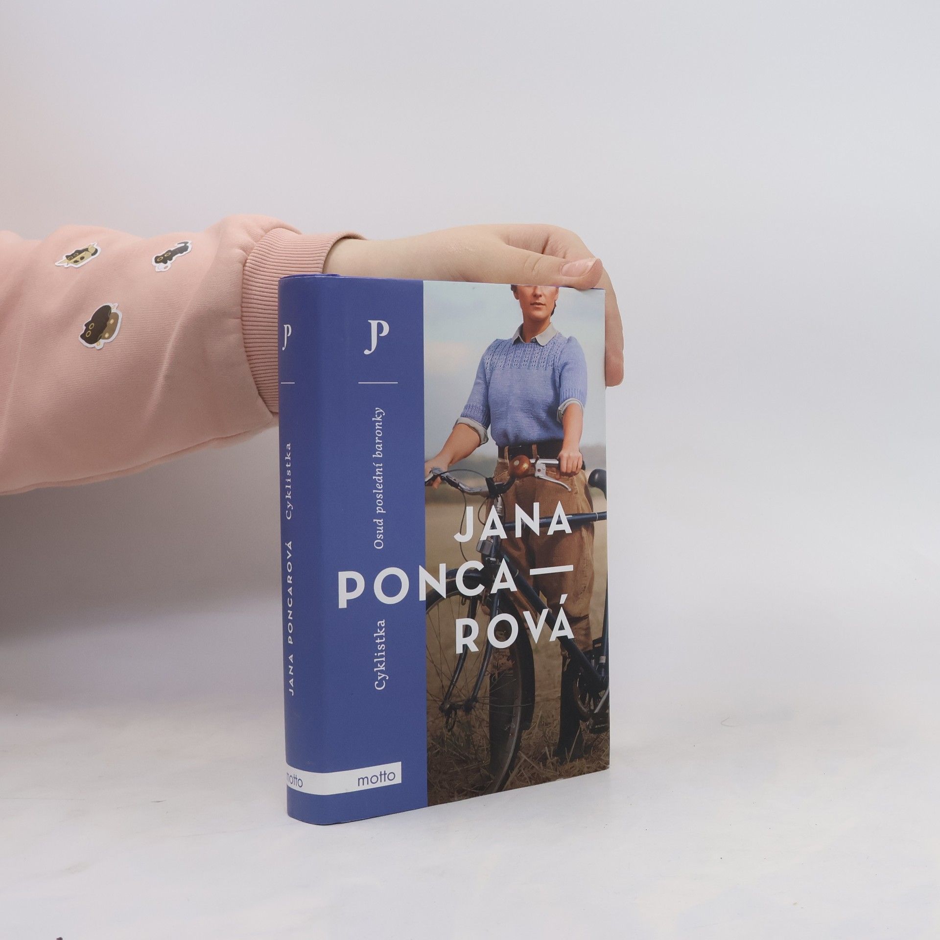 Cyklistka - Osud poslední baronky