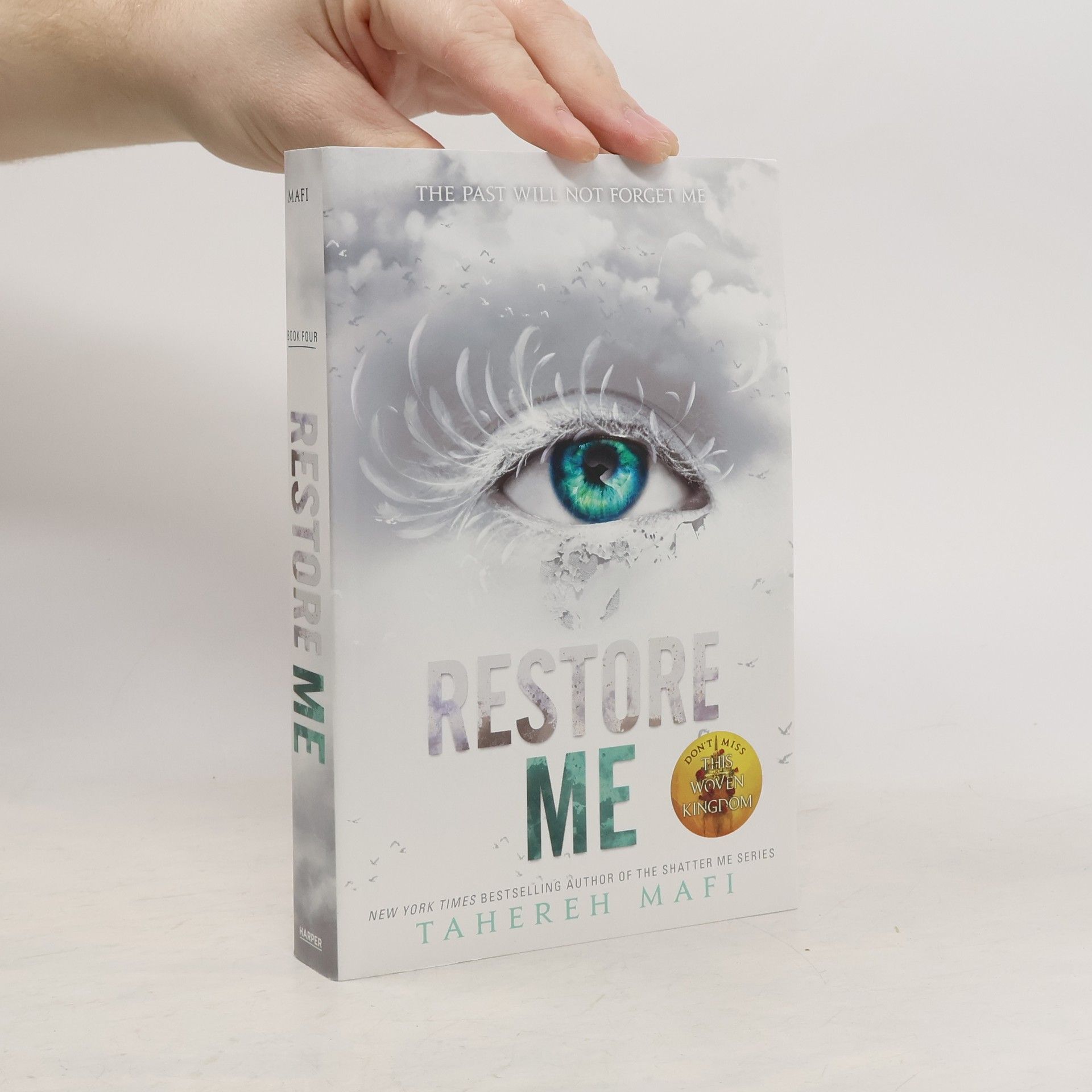 Tahereh Mafi Restore me