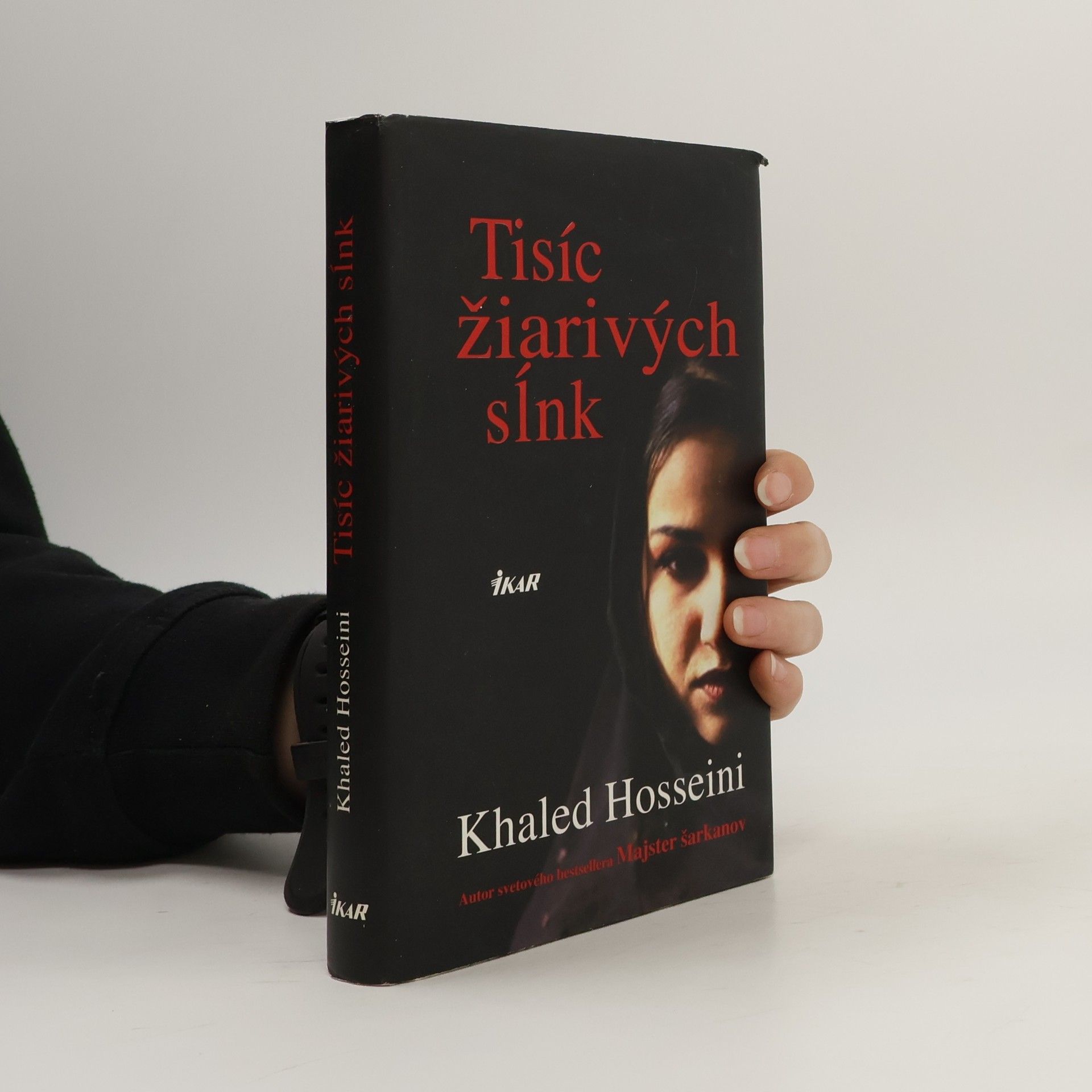 Khaled Hosseini Tisíc žiarivých sĺnk
