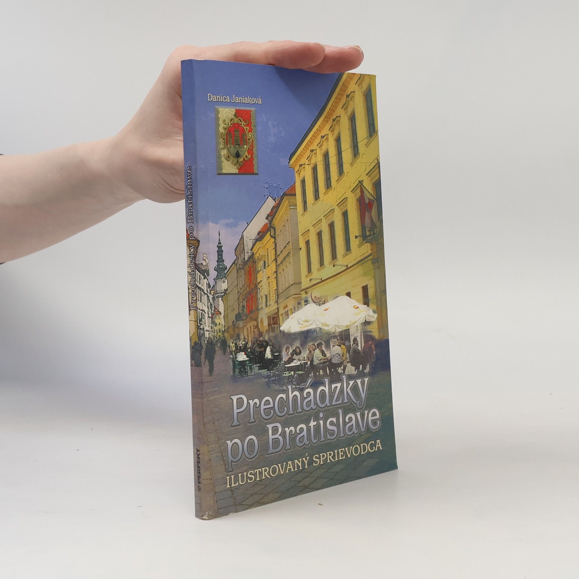 Danica Janiakova Prechádzky po Bratislave