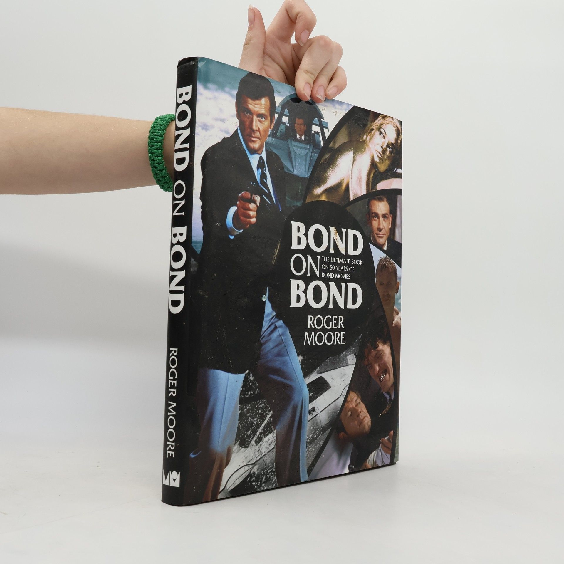 Roger Moore Bond on Bond