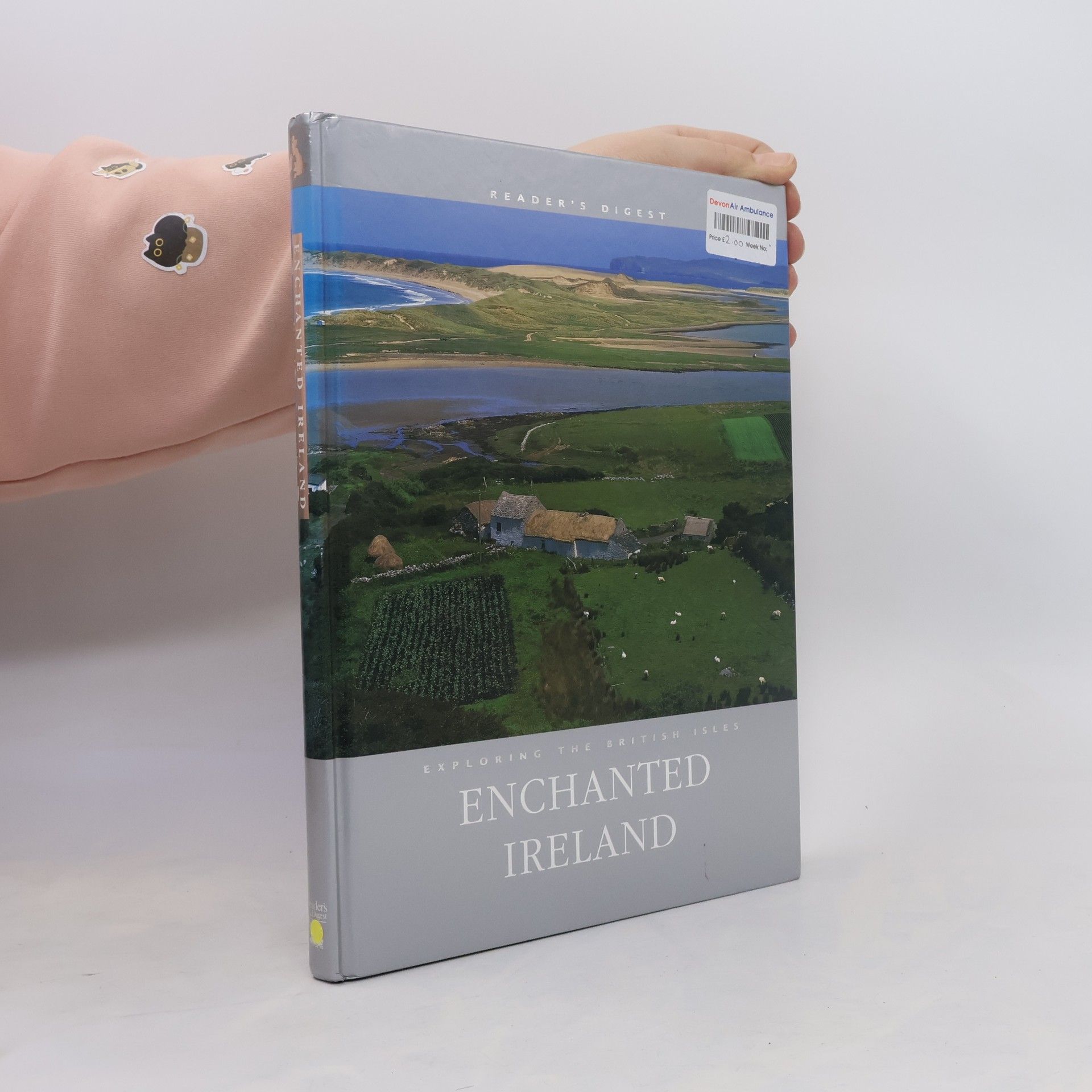Robin Neillands Exploring the British Isles: Enchanted Ireland