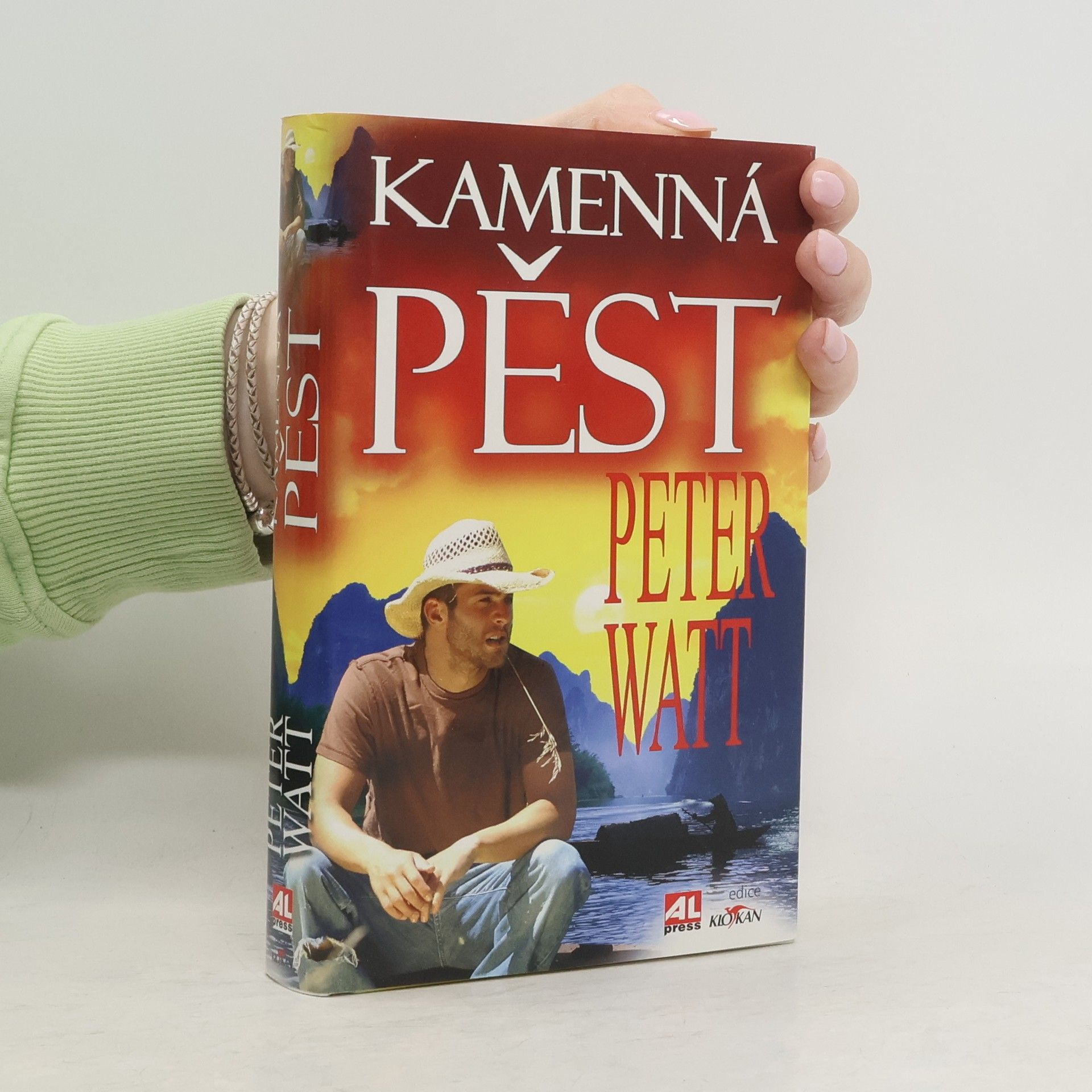 Peter Watt Kamenná pěst