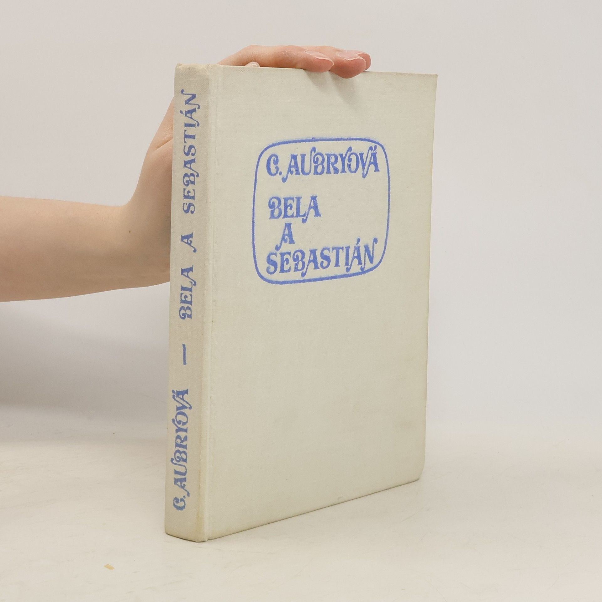 Cécile Aubry Bela a Sebastián