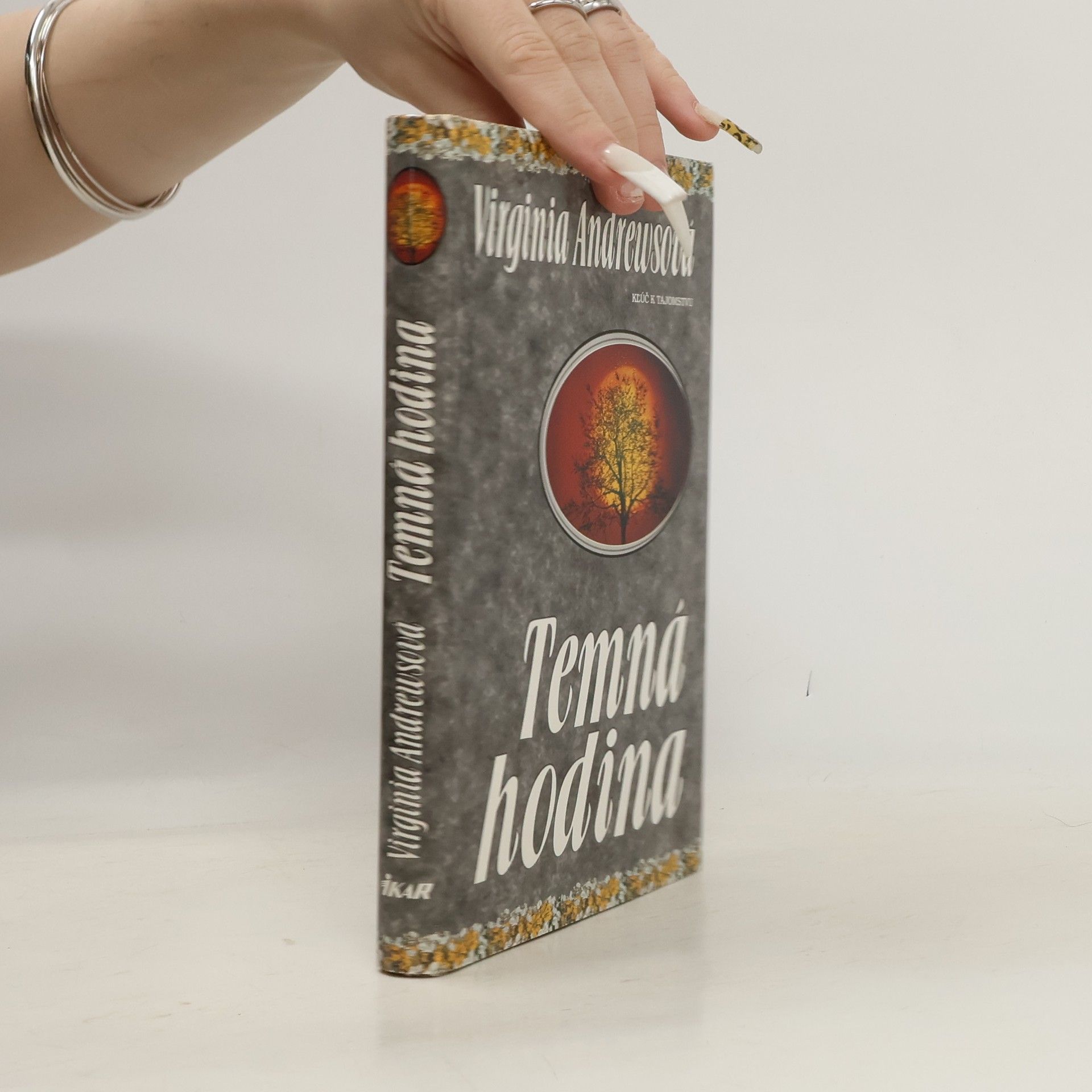 Virginia Cleo Andrews Temná hodina