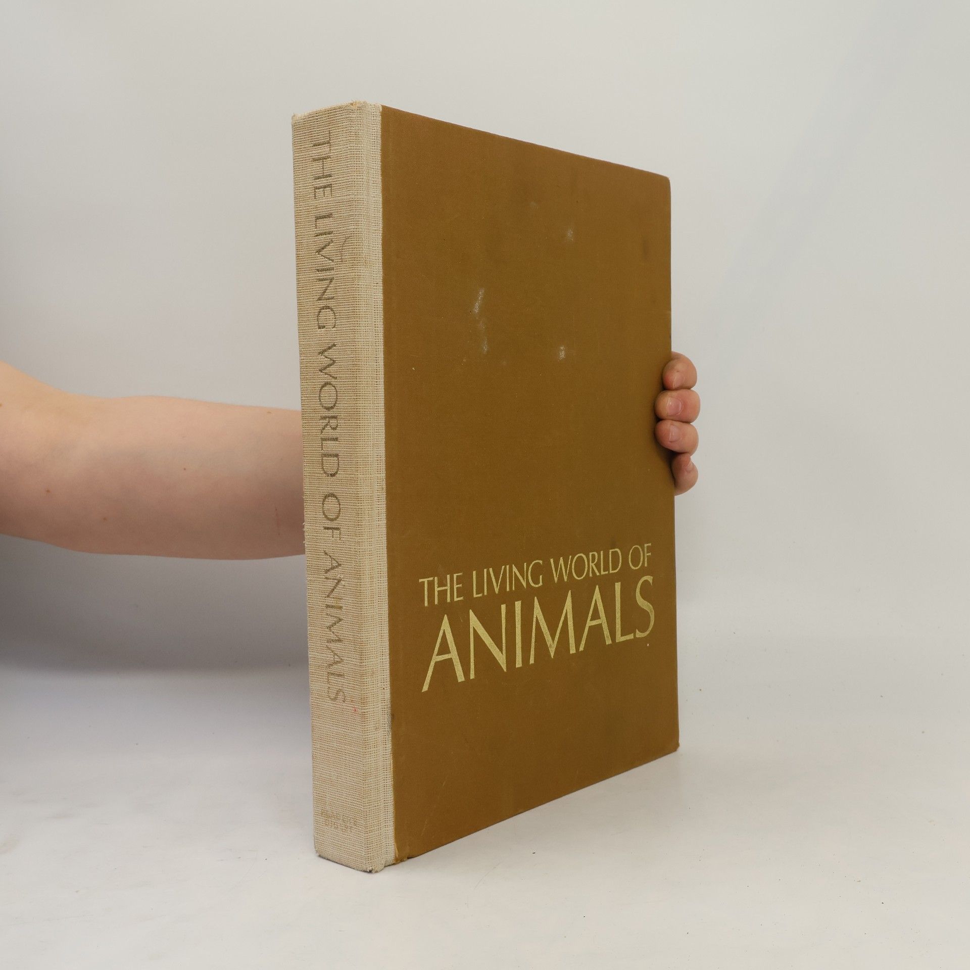 AA.VV. The Living World of Animals
