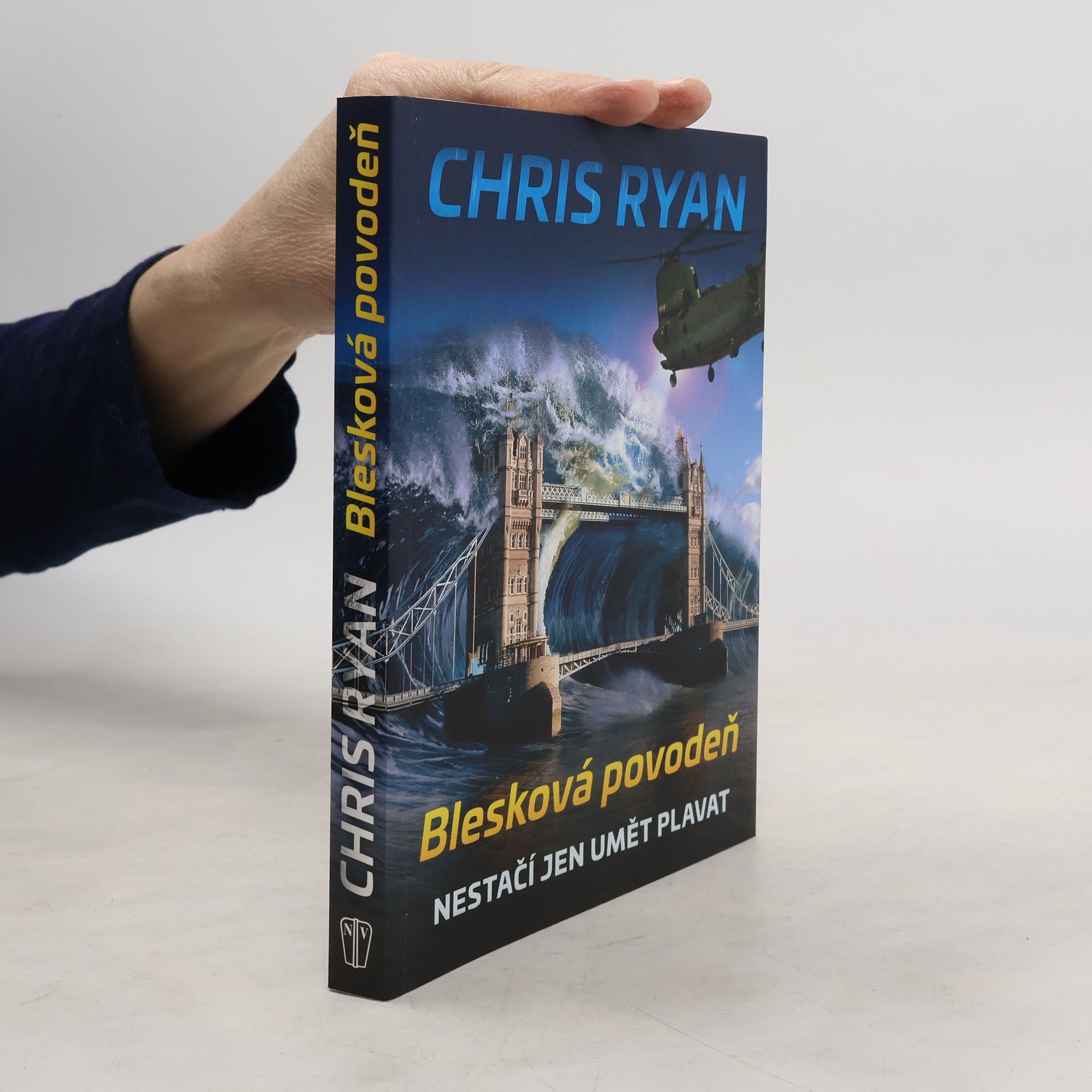 Chris Ryan Blesková povodeň. Nestačí jen umět plavat