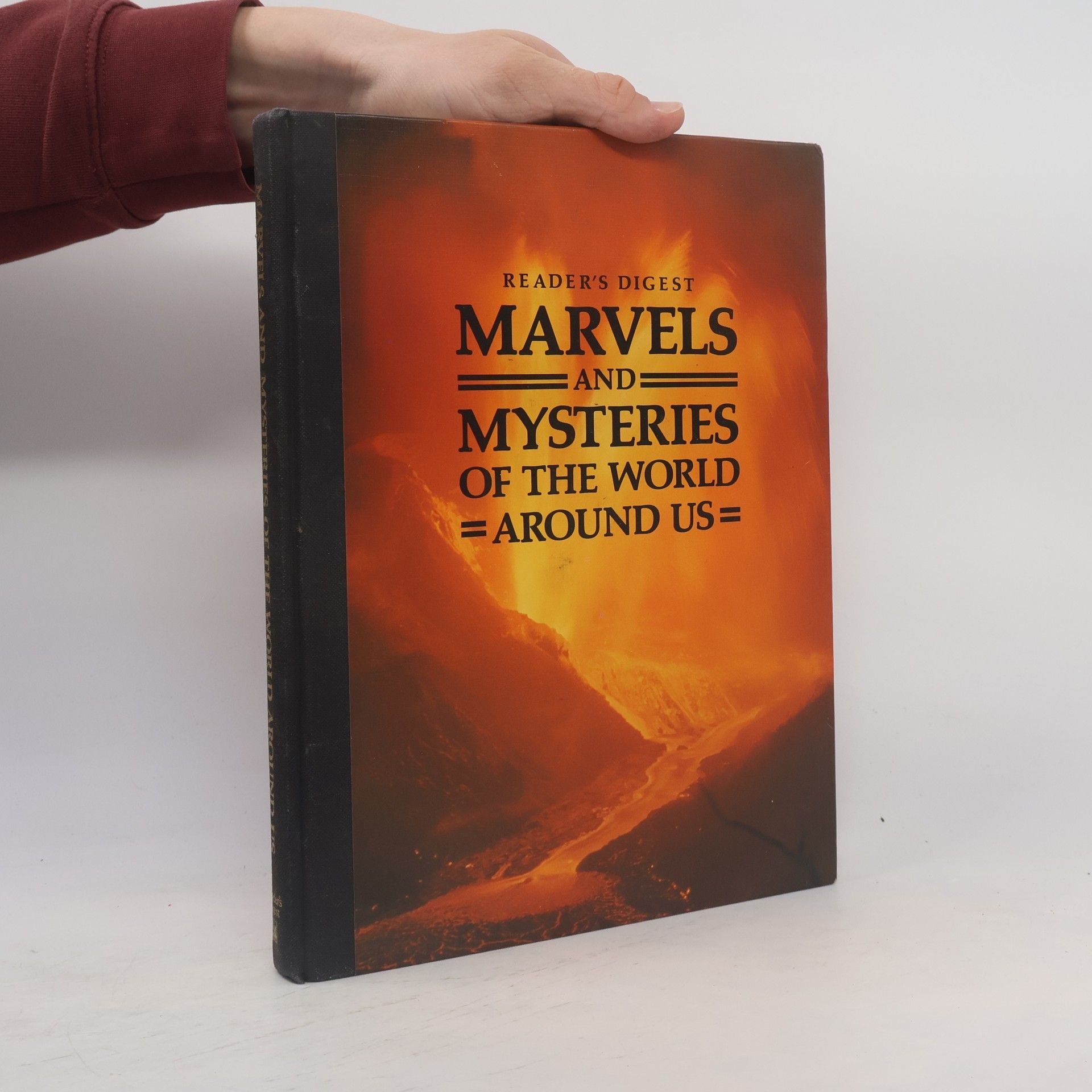 Kolektív autorov Marvels and Mysteries of the World Around Us