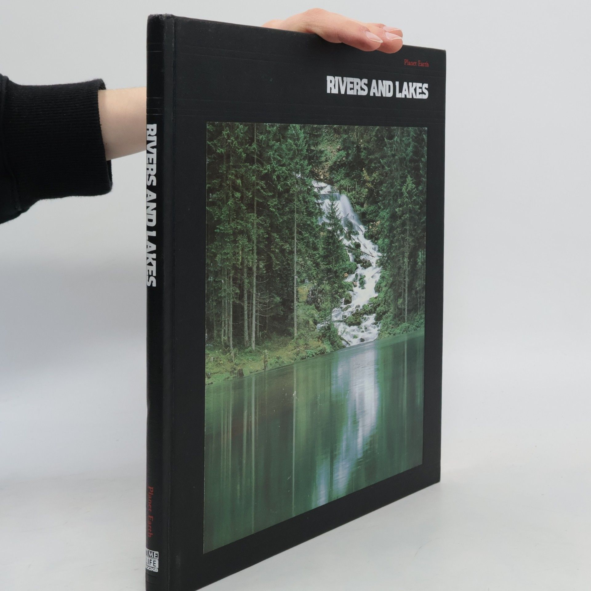 Laurence Pringle Planet Earth. Rivers and Lakes