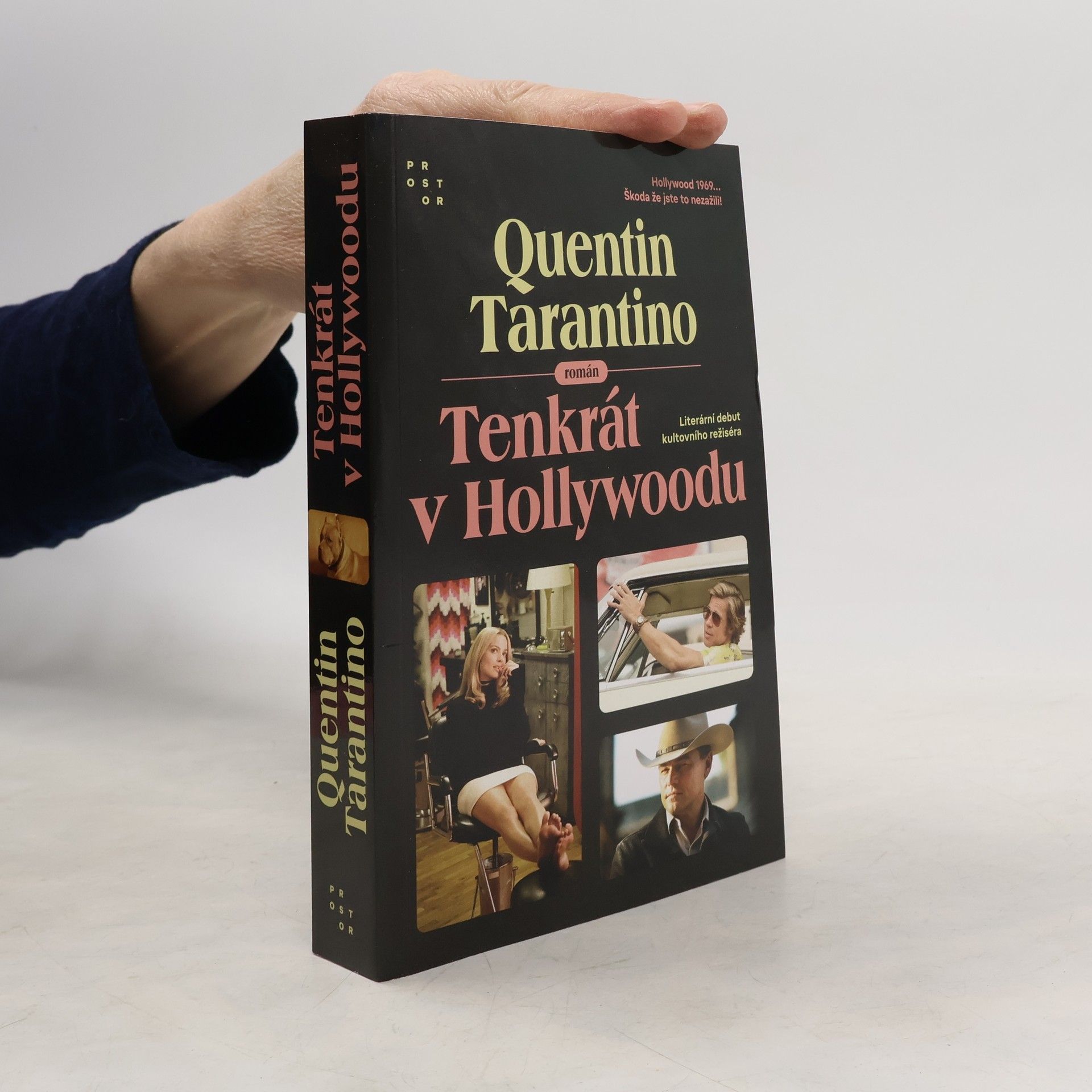 Quentin Tarantino Tenkrát v Hollywoodu : román