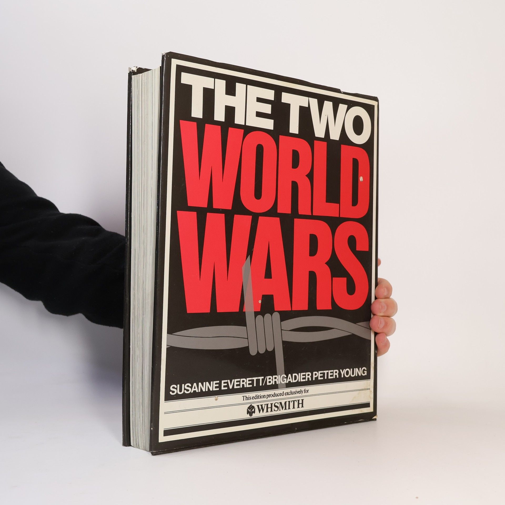 Susanne Everett The Two World Wars