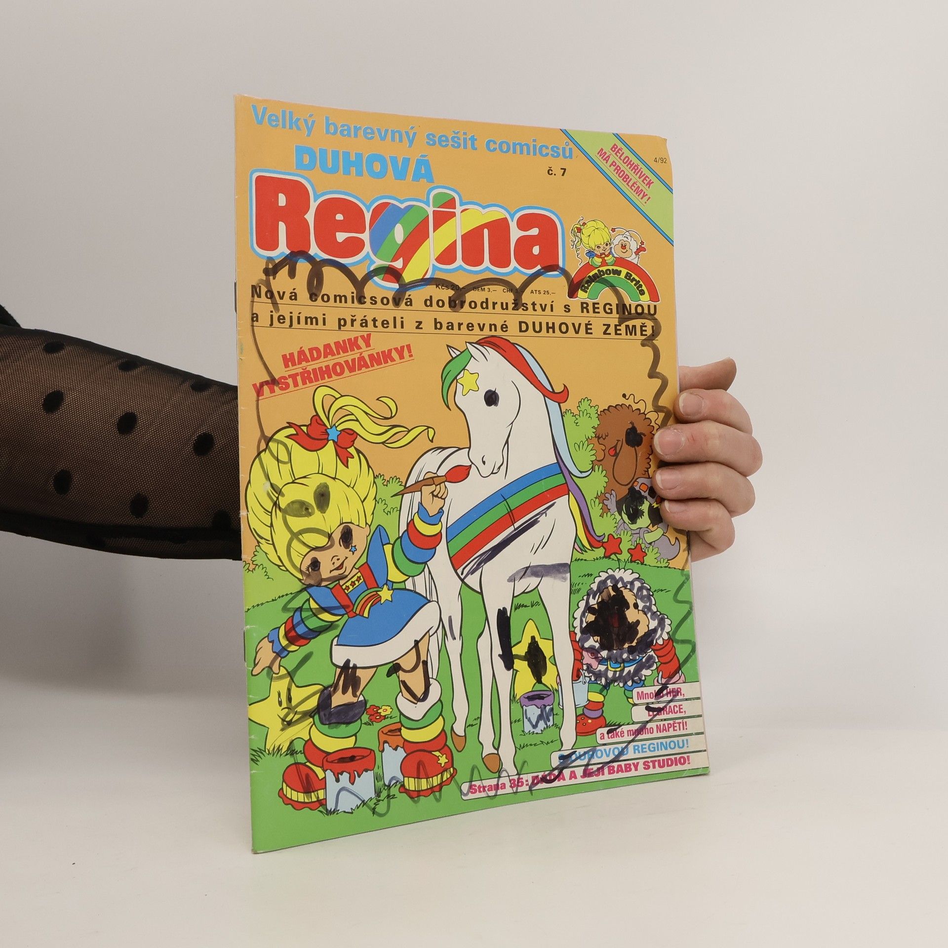 kolektiv Velký barevný sešit comicsů. Duhová Regina