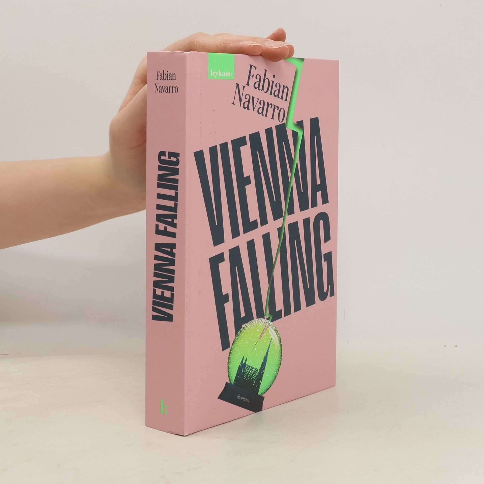 Fabian Navarro Vienna Falling